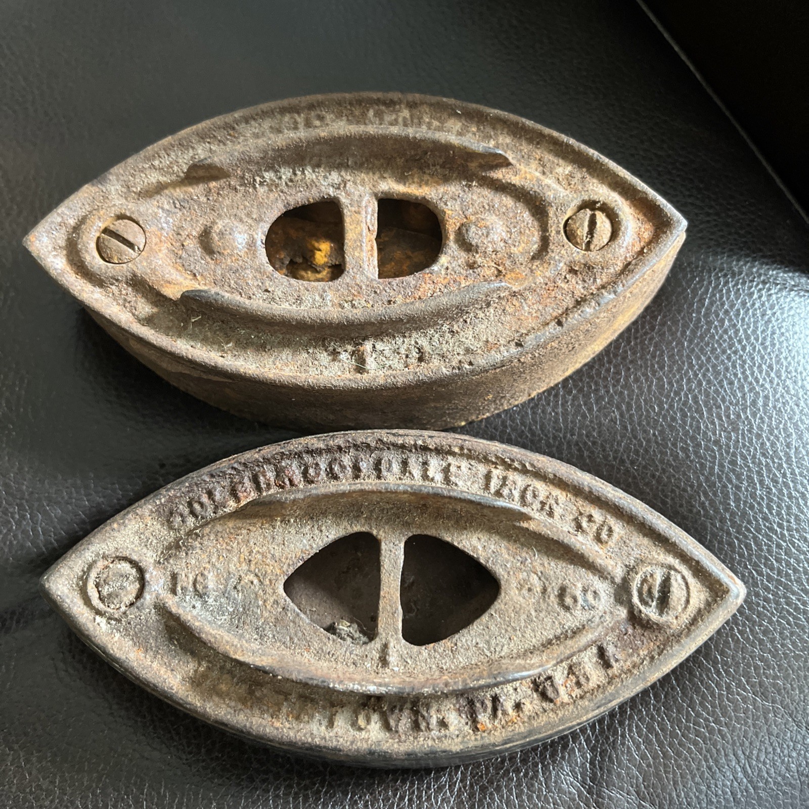 Vtg Colebrookdale Iron Co Sad Iron No 50 Pottstown PA USA Cast Iron lot 2