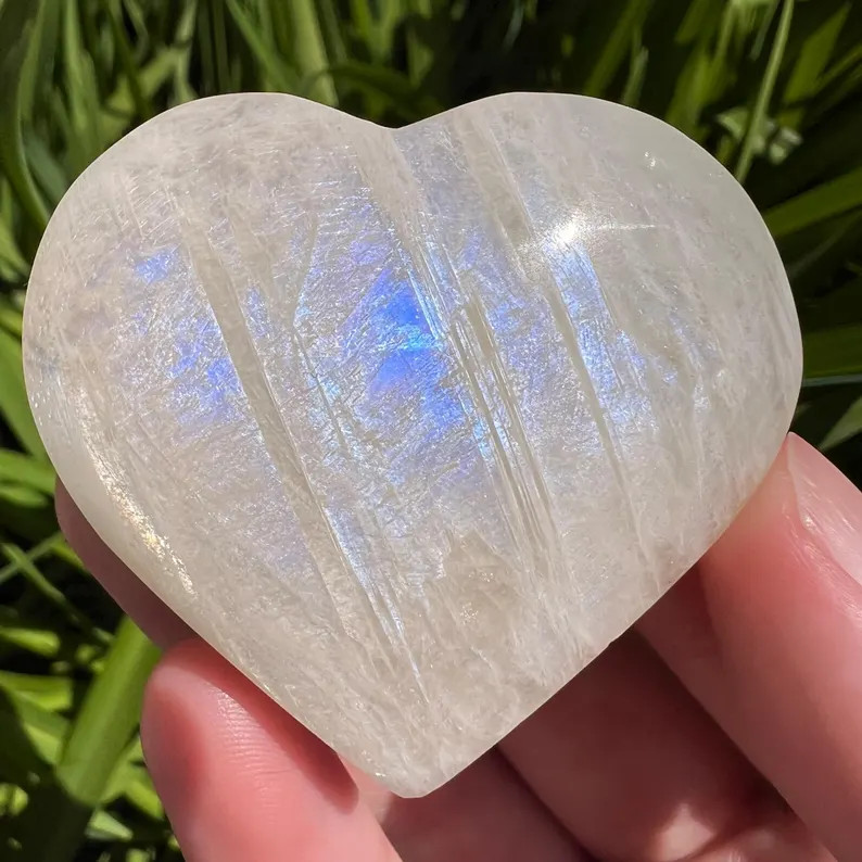 2025NEW Natural Moonstone Heart 1.5