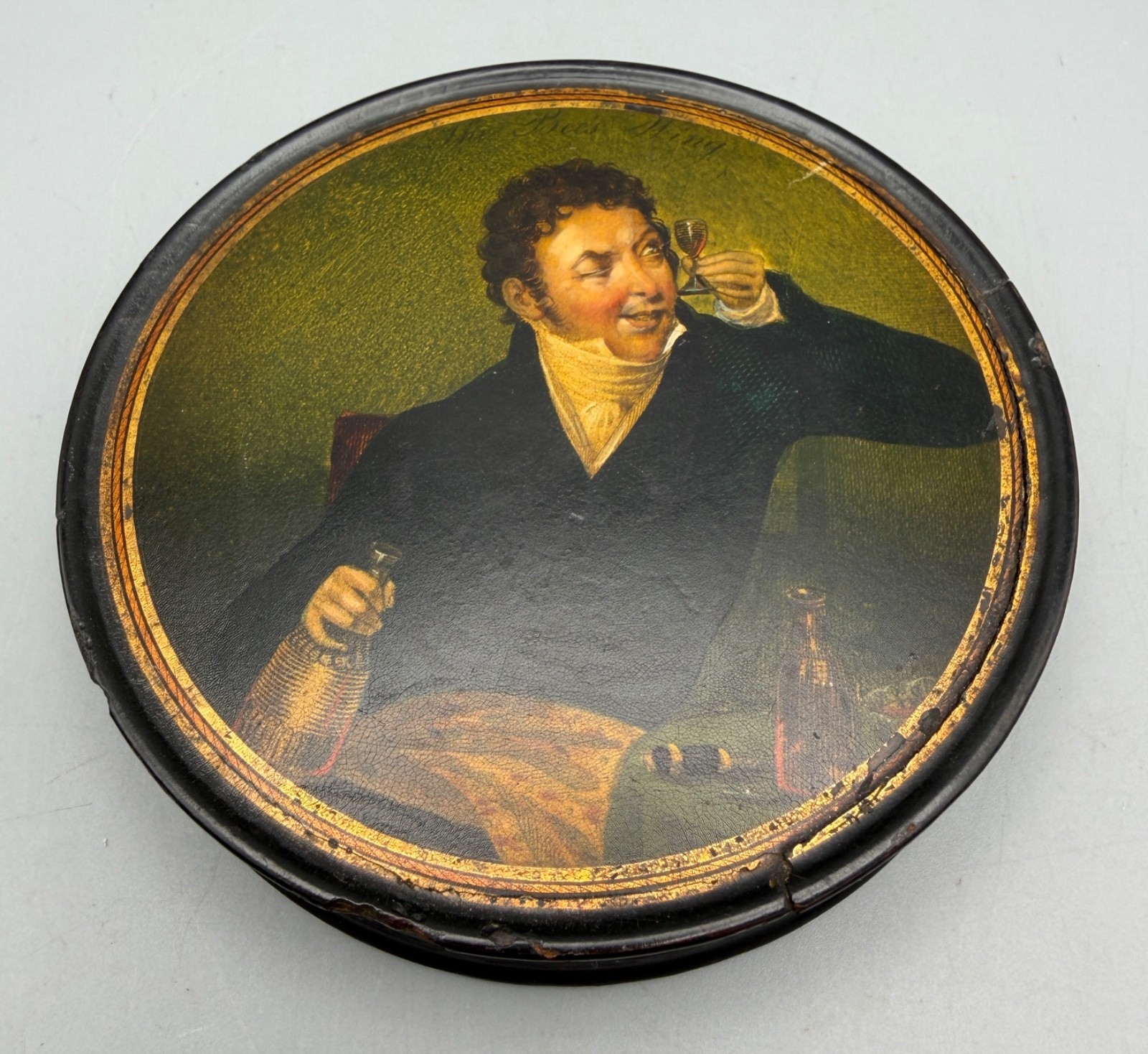RARE ANTIQUE Round Black Lacquer Paper Mache Snuff Box \