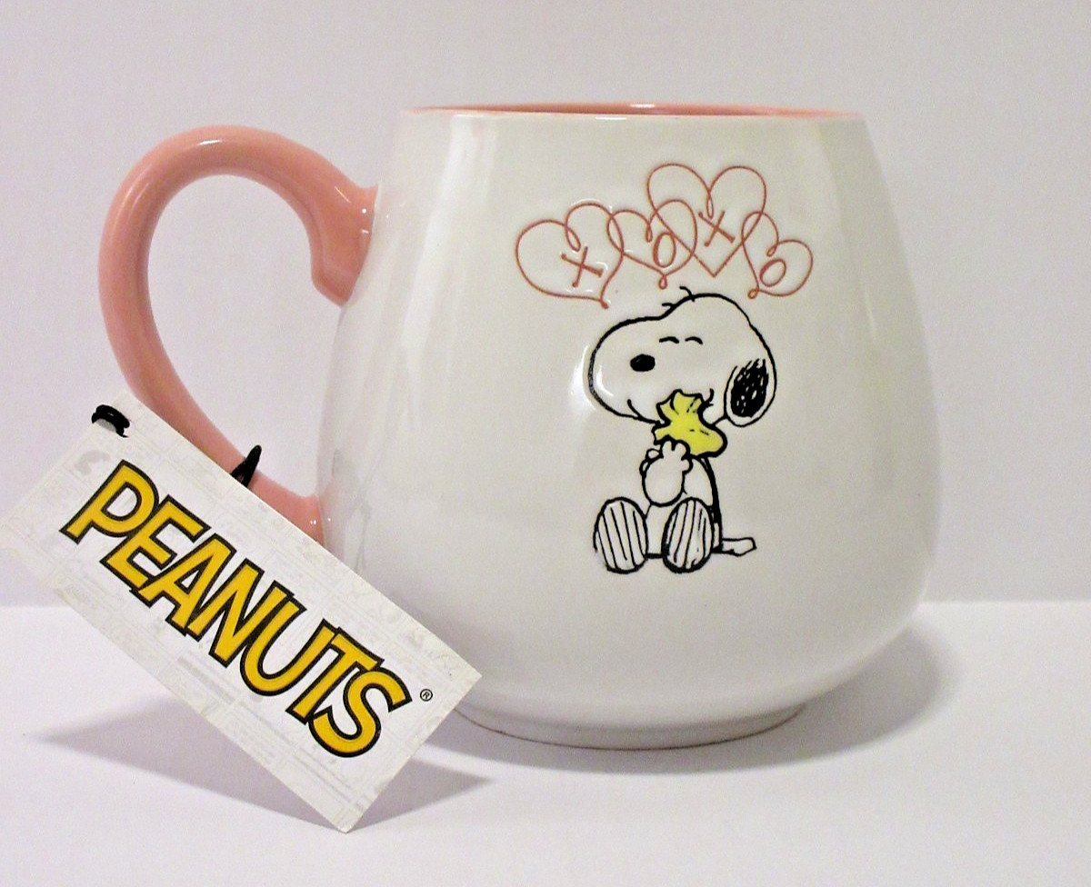 Snoopy Coffee Mug Valentines Day XOXO Hugs N Kisses Round Gibson B64
