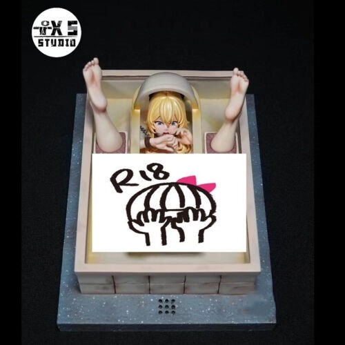 TXS Studio Toilet Girl Resin Statue 11.5x20 cm Collection In Stock