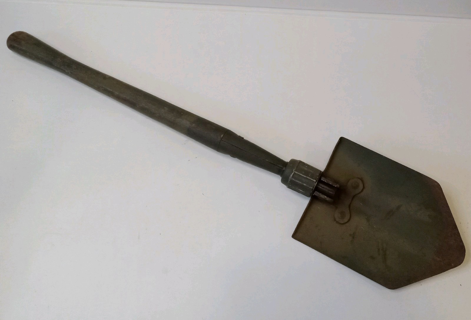 WWII US Army  AMES 1944 Folding Field Shovel