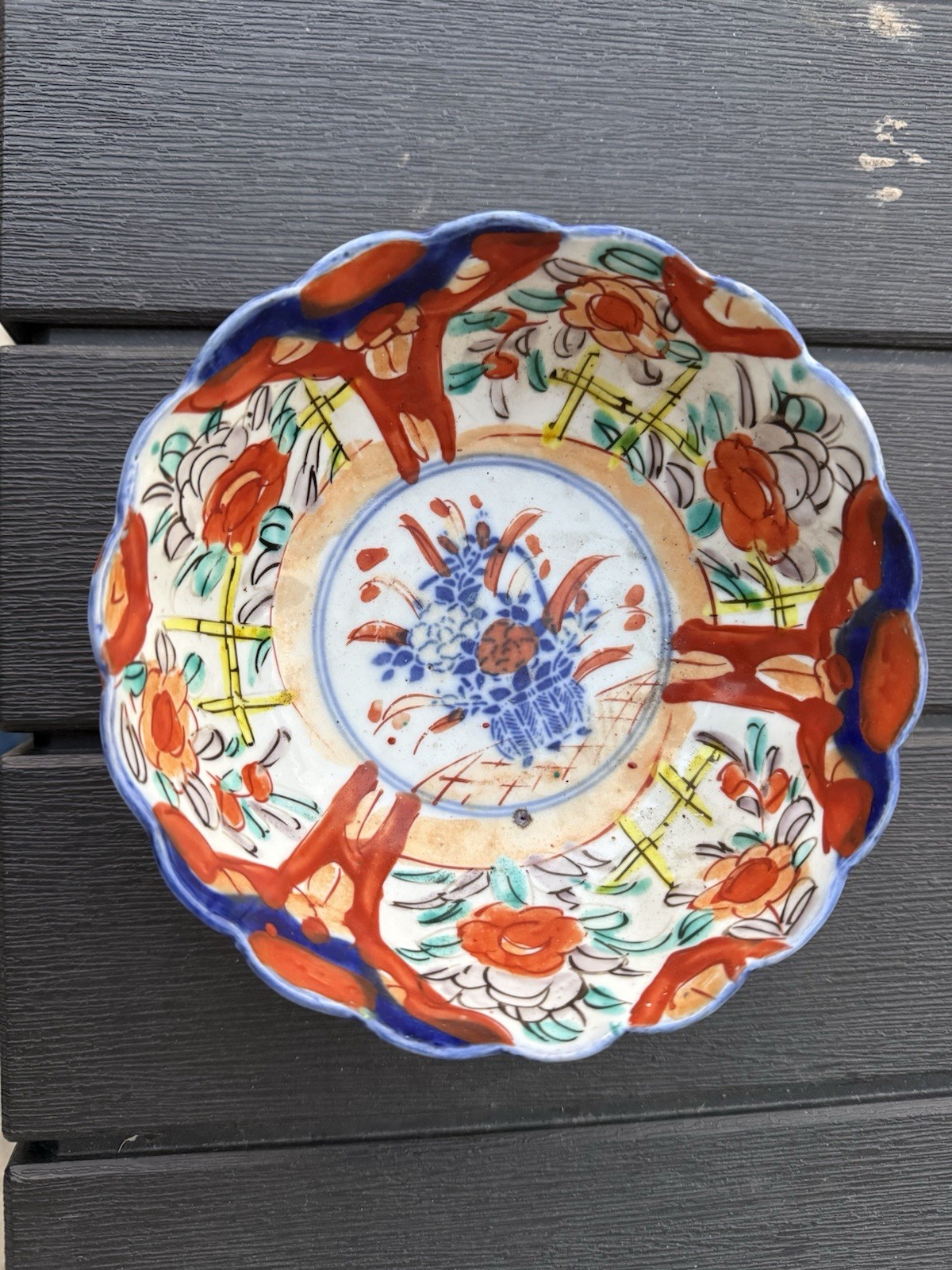 Vintage Japanese Imari Scalloped Porcelain Bowl Hand Painted Floral Seal Mark