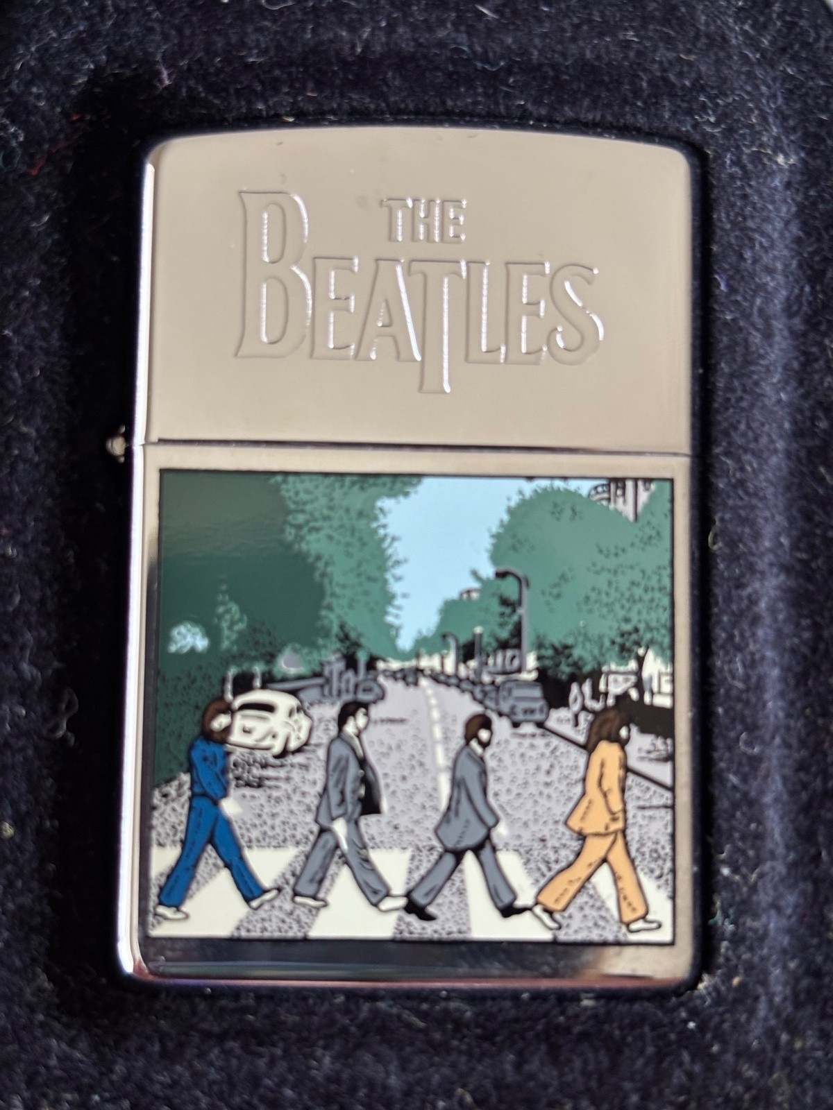 VINTAGE 1997 THE BEATLES ABBEY ROAD ZIPPO LIGHTER
