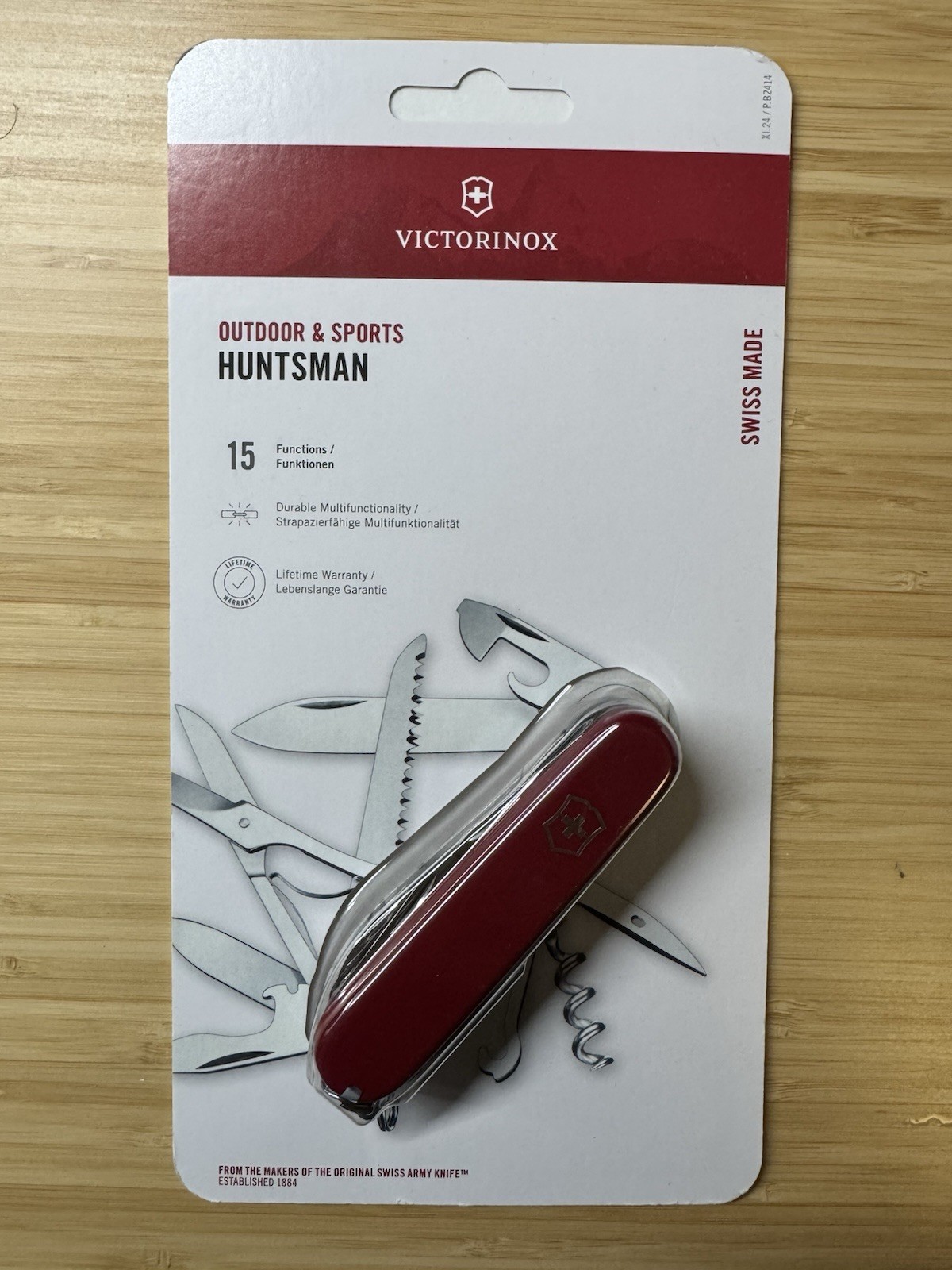 Victorinox Swiss Army Knife, Red Pocket Knife Huntsman, 91 mm, 1.3713, NEW