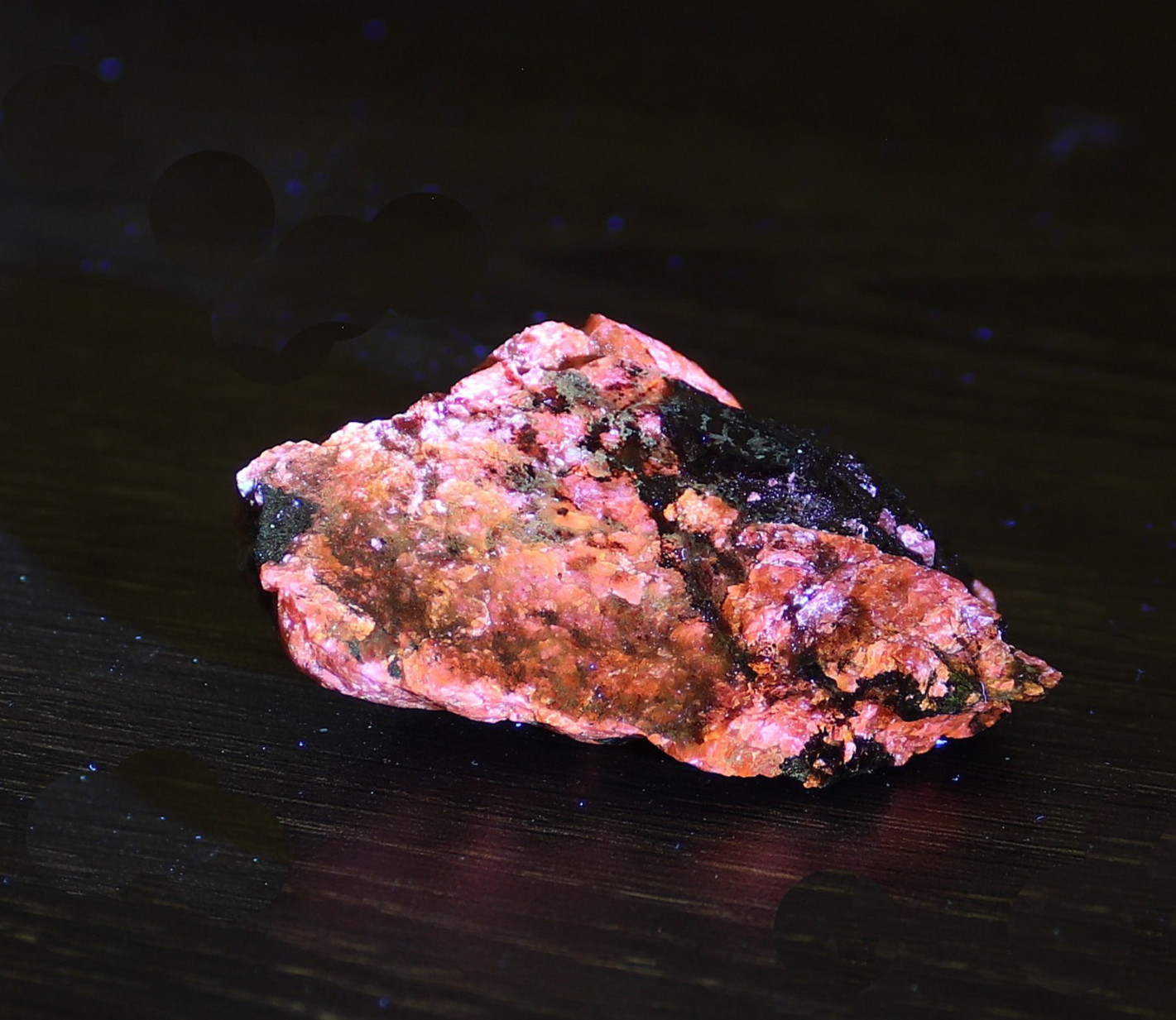 Colorful LW Mahogany Sphalerite / Franklin Mine, Franklin NJ sm#14