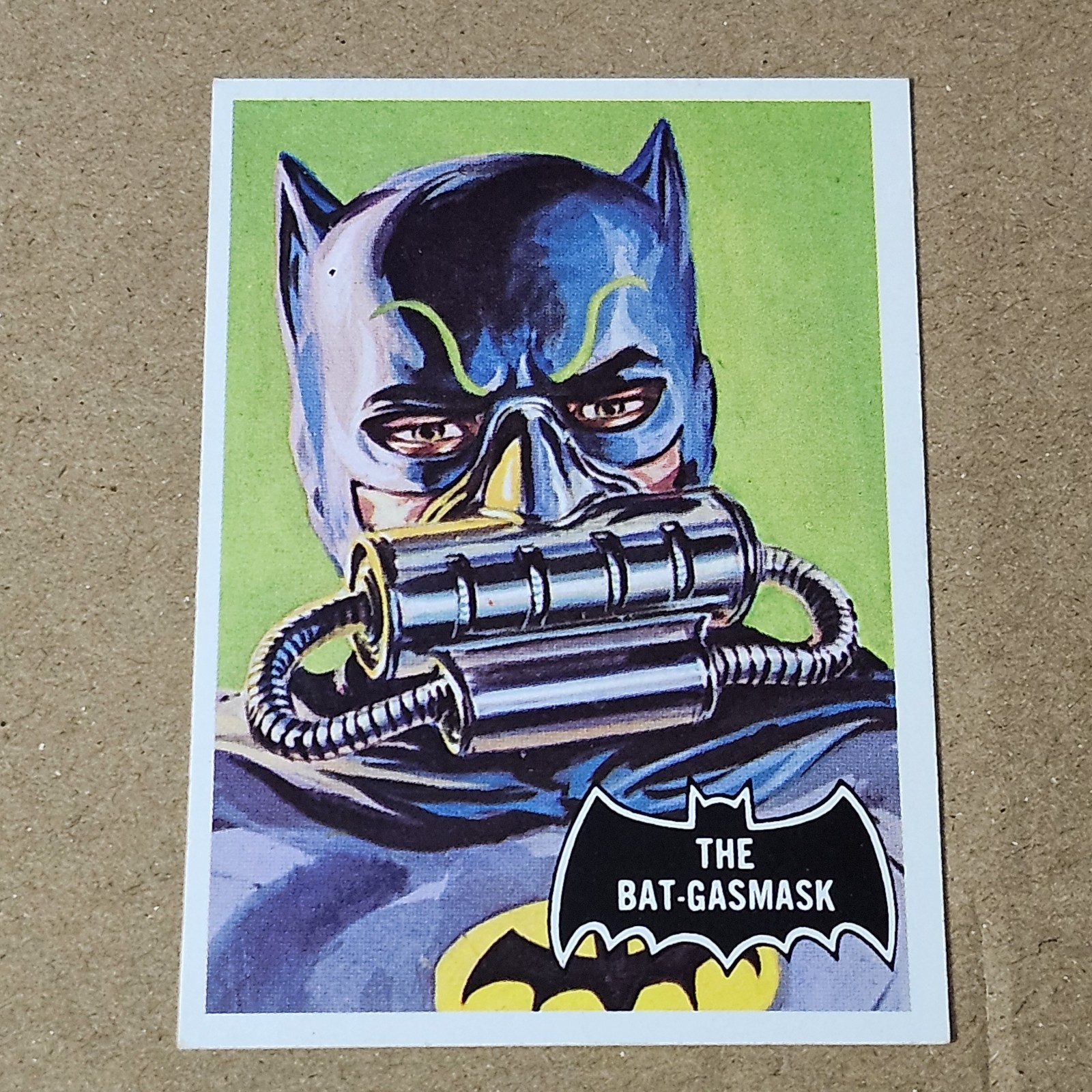 1966 Topps Batman Set-Break # 43 The Bat-Gasmask EX