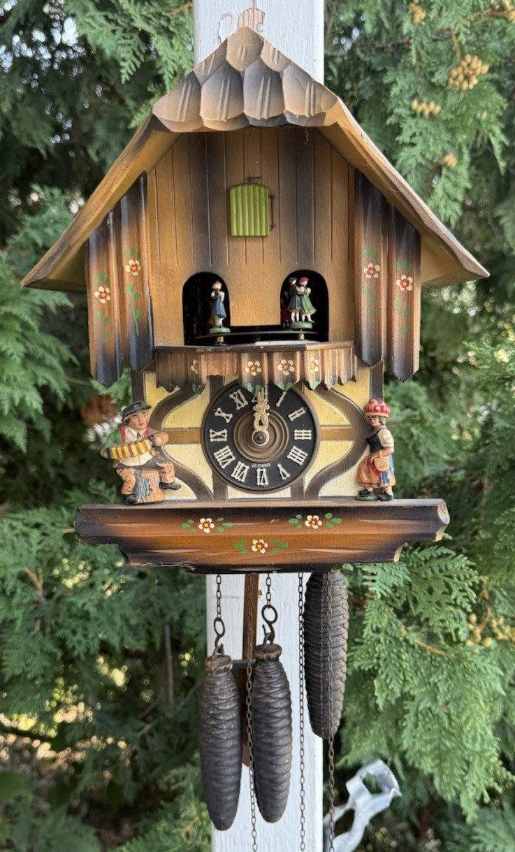Vintage German Schmeckbecher Chalet Musical Cuckoo Clock - SEE VIDEO
