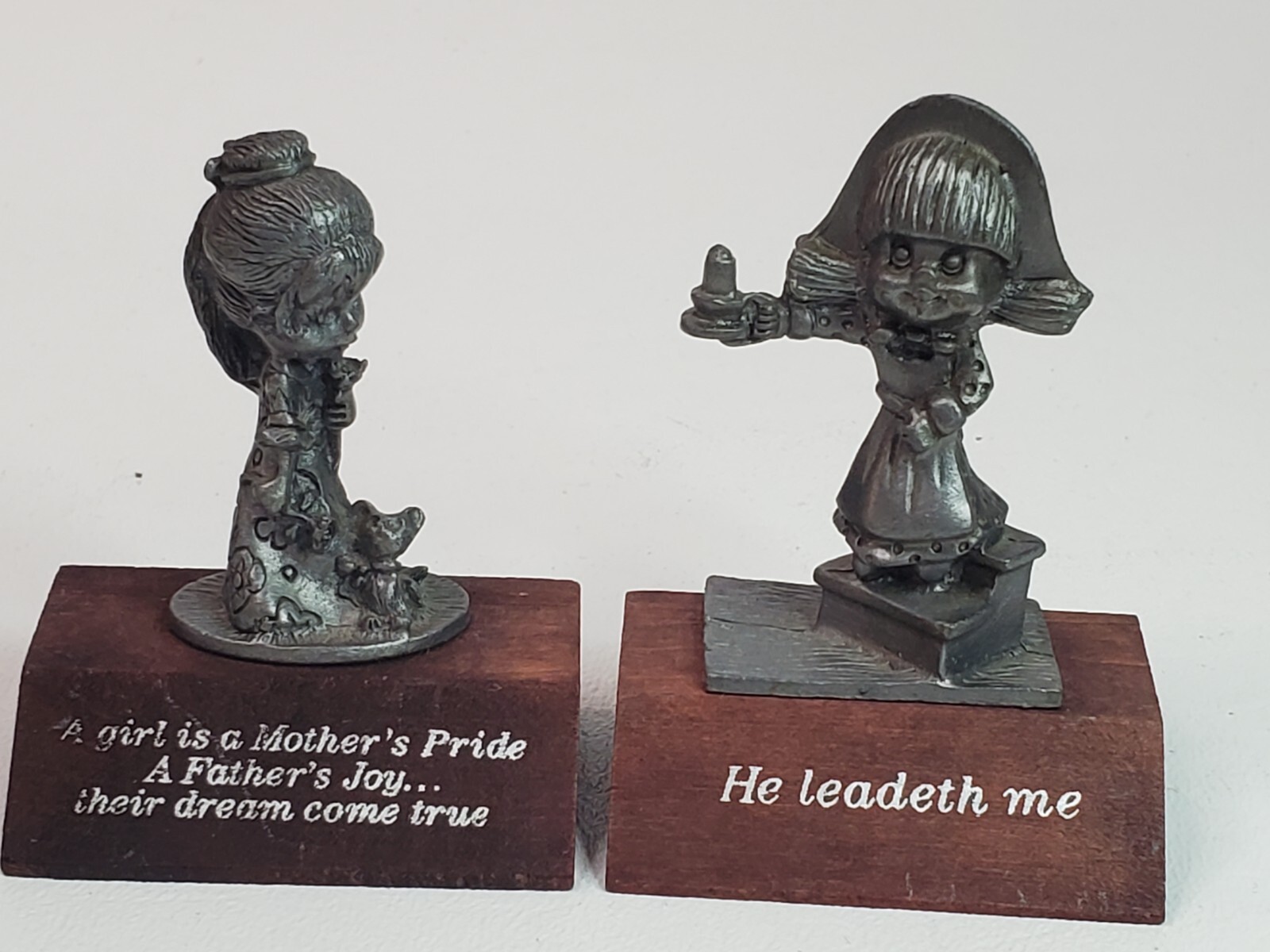 Paula\'s Collectibles Pewter on Wood Paula Set of 2 Figurines 1982 with Sticker