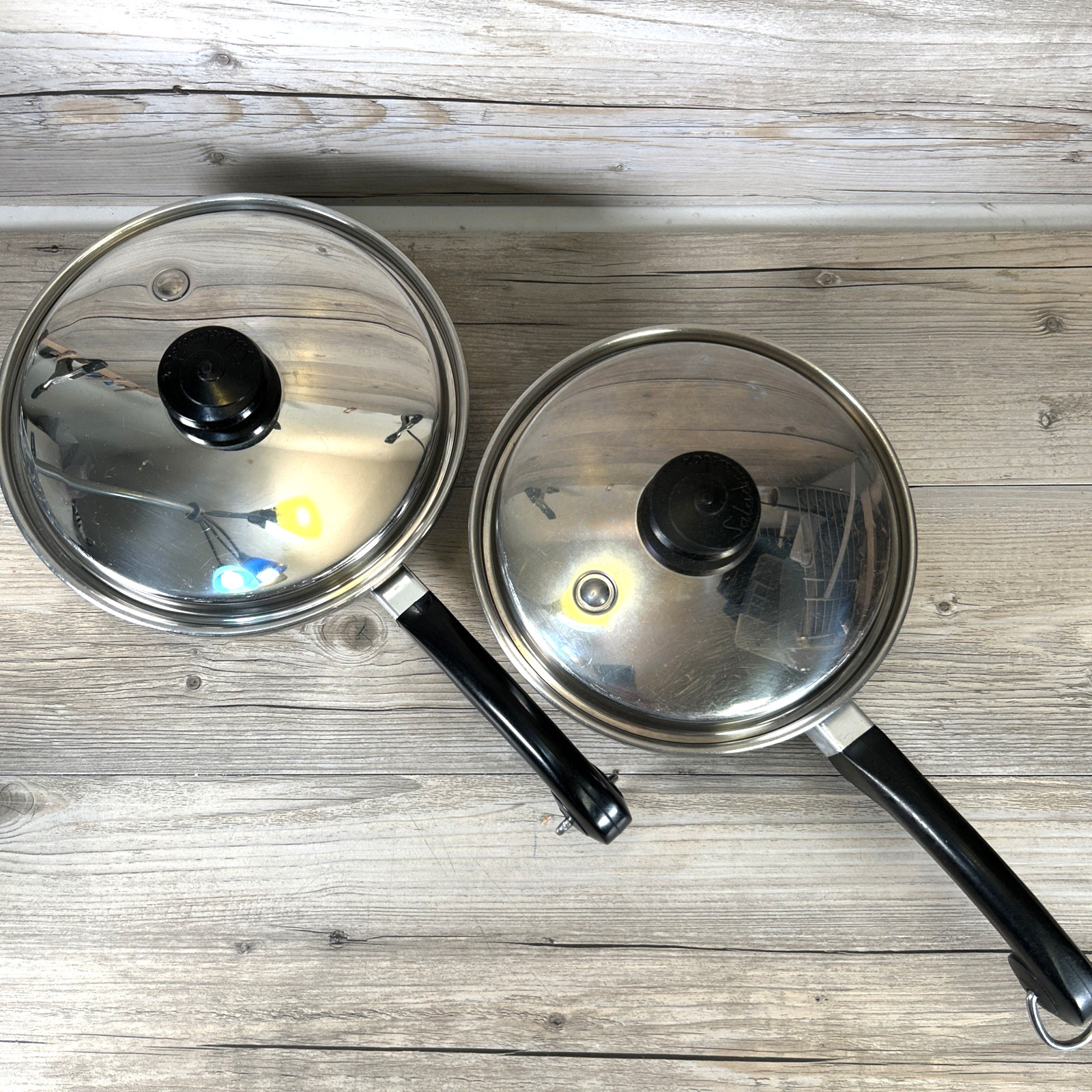 Lot 2 Vtg 2-Qt Saladmaster 8\