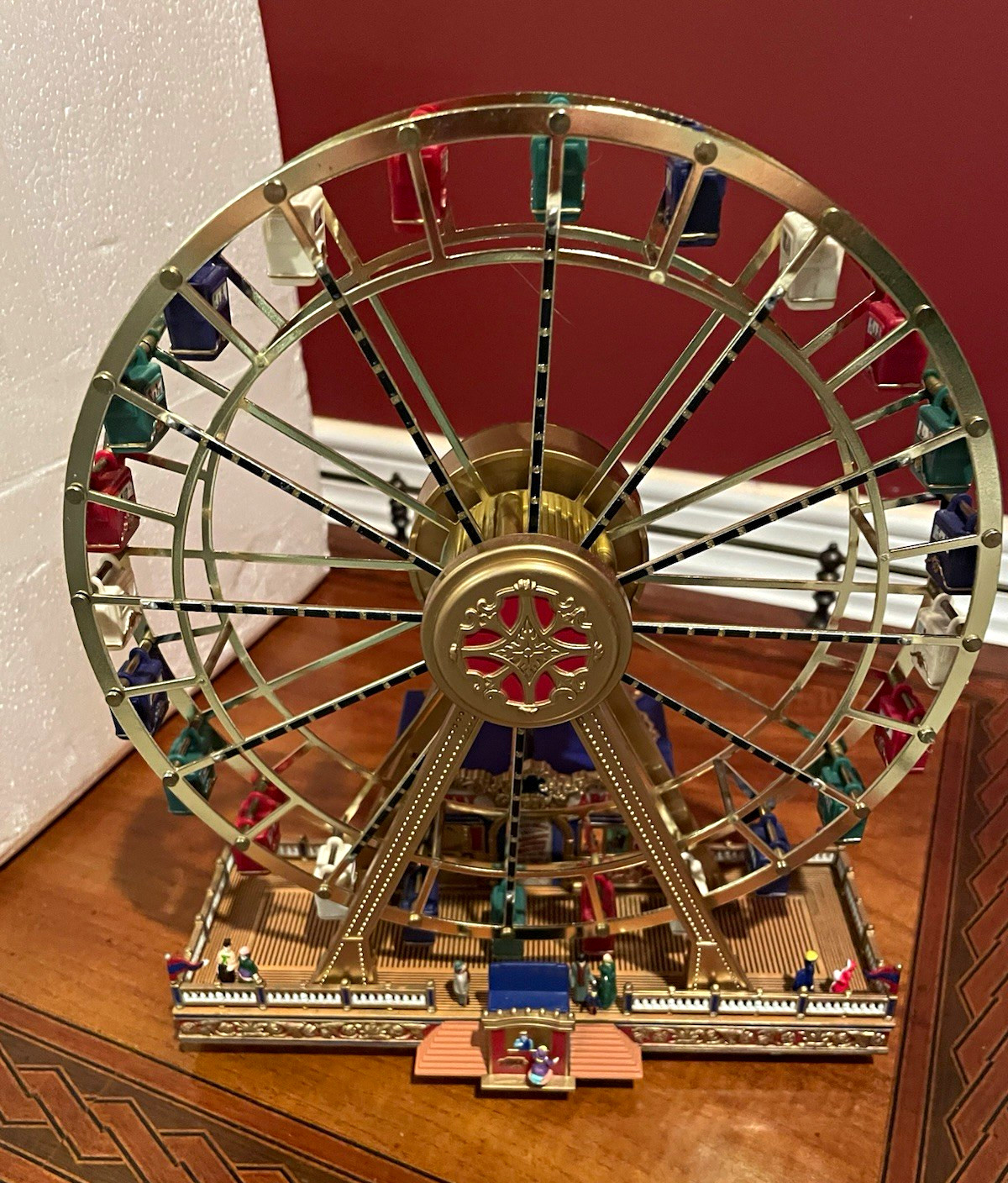 Mr. Christmas Gold Label World’s Fair Ferris Wheel Lighted Musical