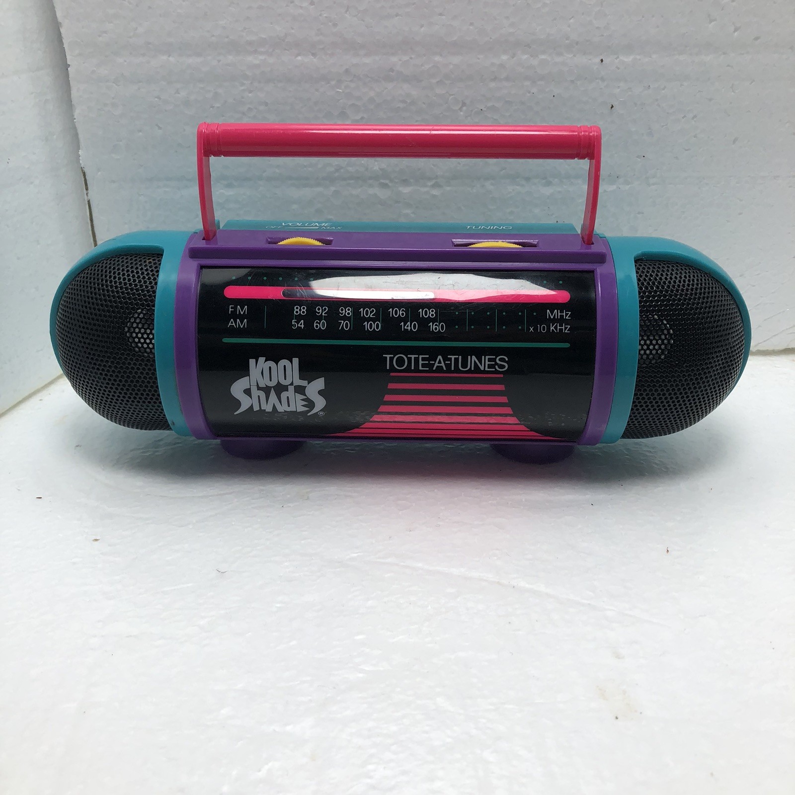 Vintage Kool Shades Tote-A-Tunes AM/FM Portable Radio Alaron Purple Teal WORKS