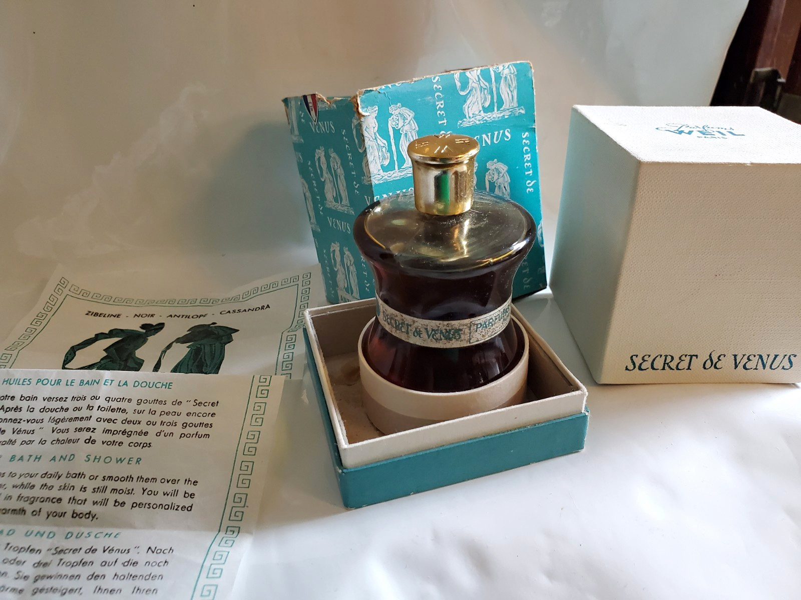 Weil Secret de Venus Antilope Bath Oil (Huile De Bain)  HUGE  2 OZ Bottle NIB