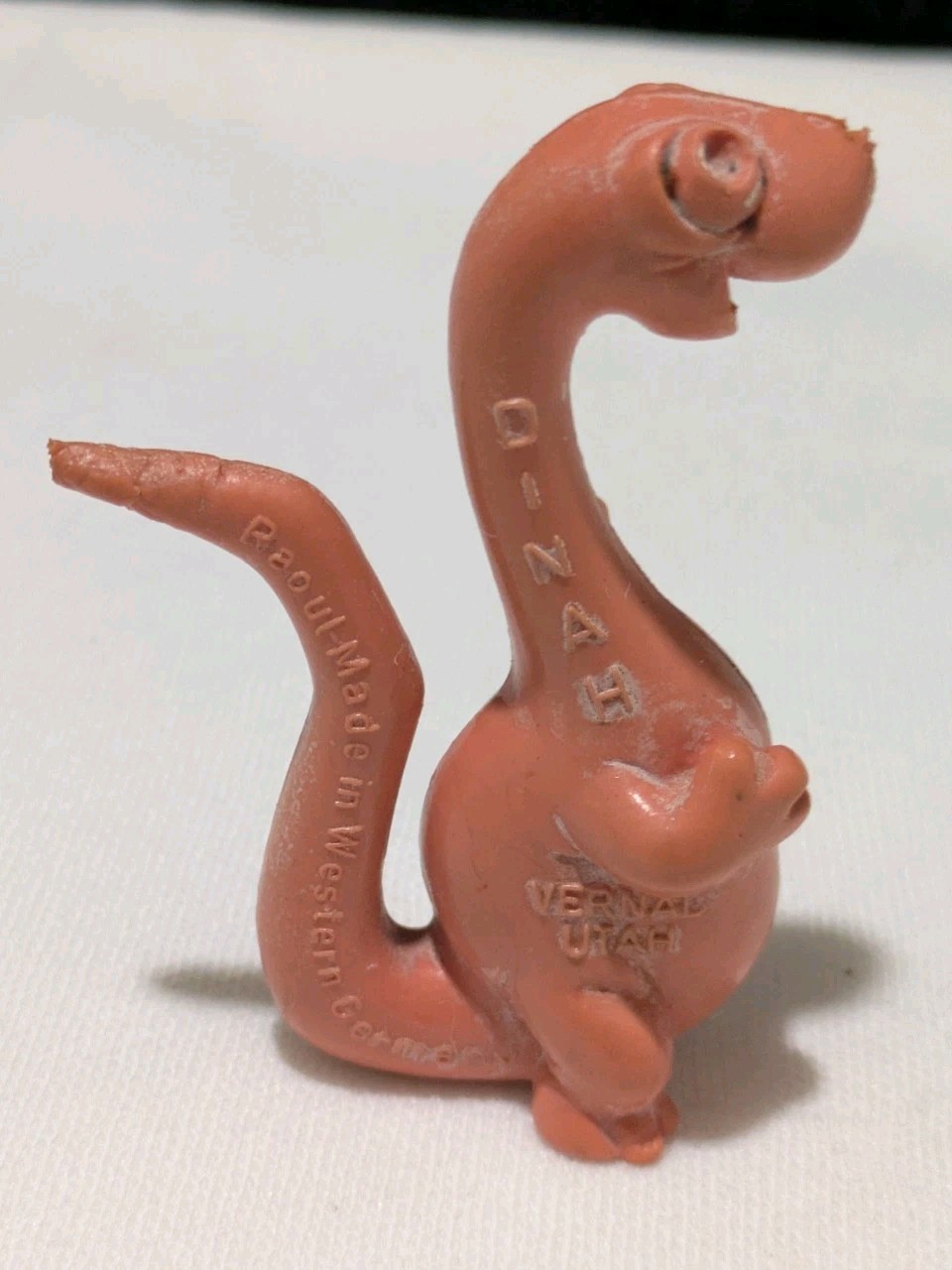 Rare Vintage Vernal Utah Dinosaurland Souvenir Dinah Dinosaur 2.75” Figure Toy