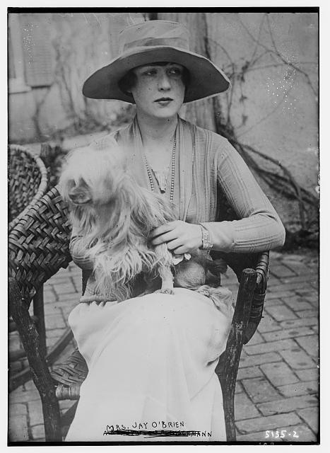 Mrs. Jay O\'Brien,wives,spouses,dogs,pets,women,hats,dresses,Bain News Service