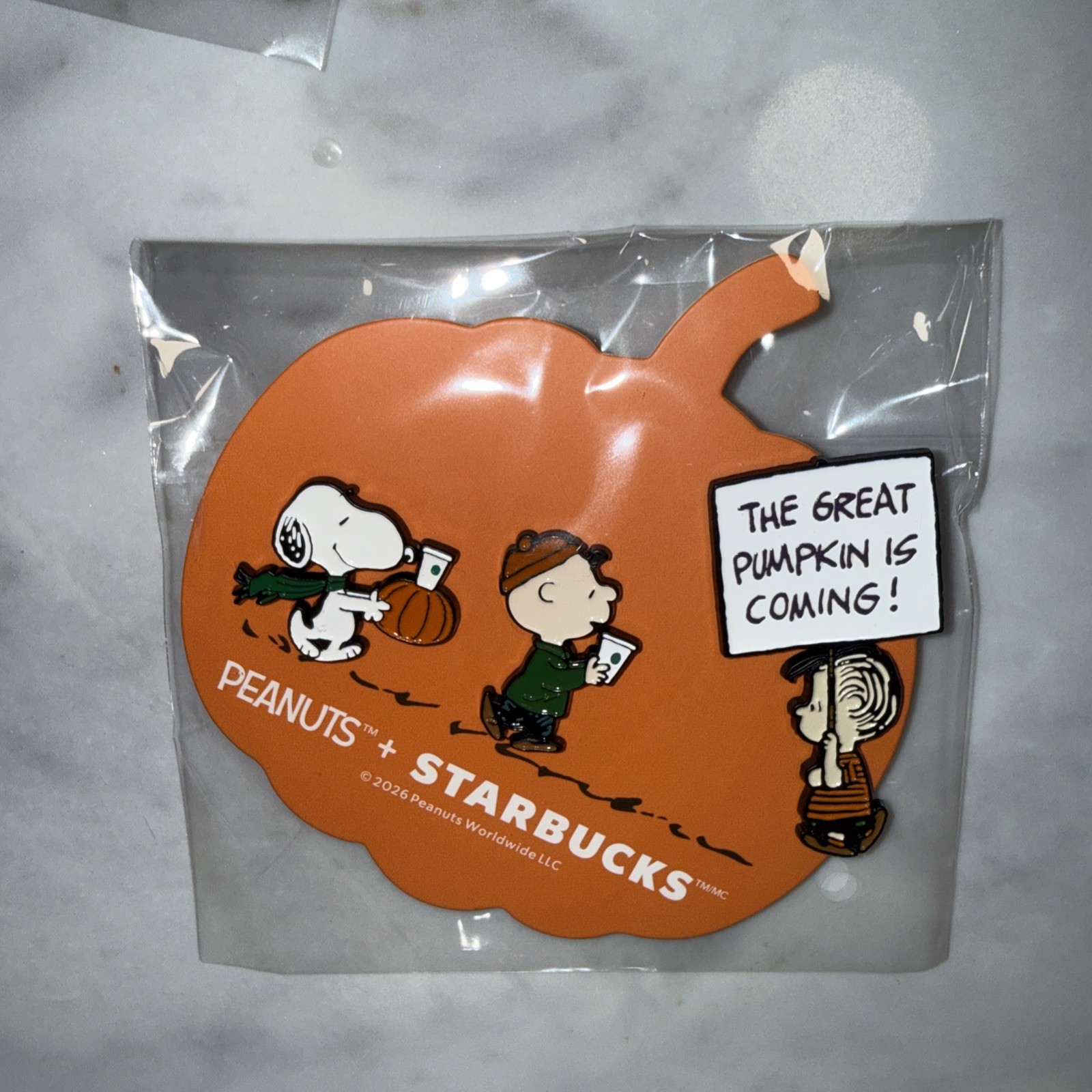 Starbucks x Peanuts Snoopy The Great Pumpkin Pin Set in hand from US 2026