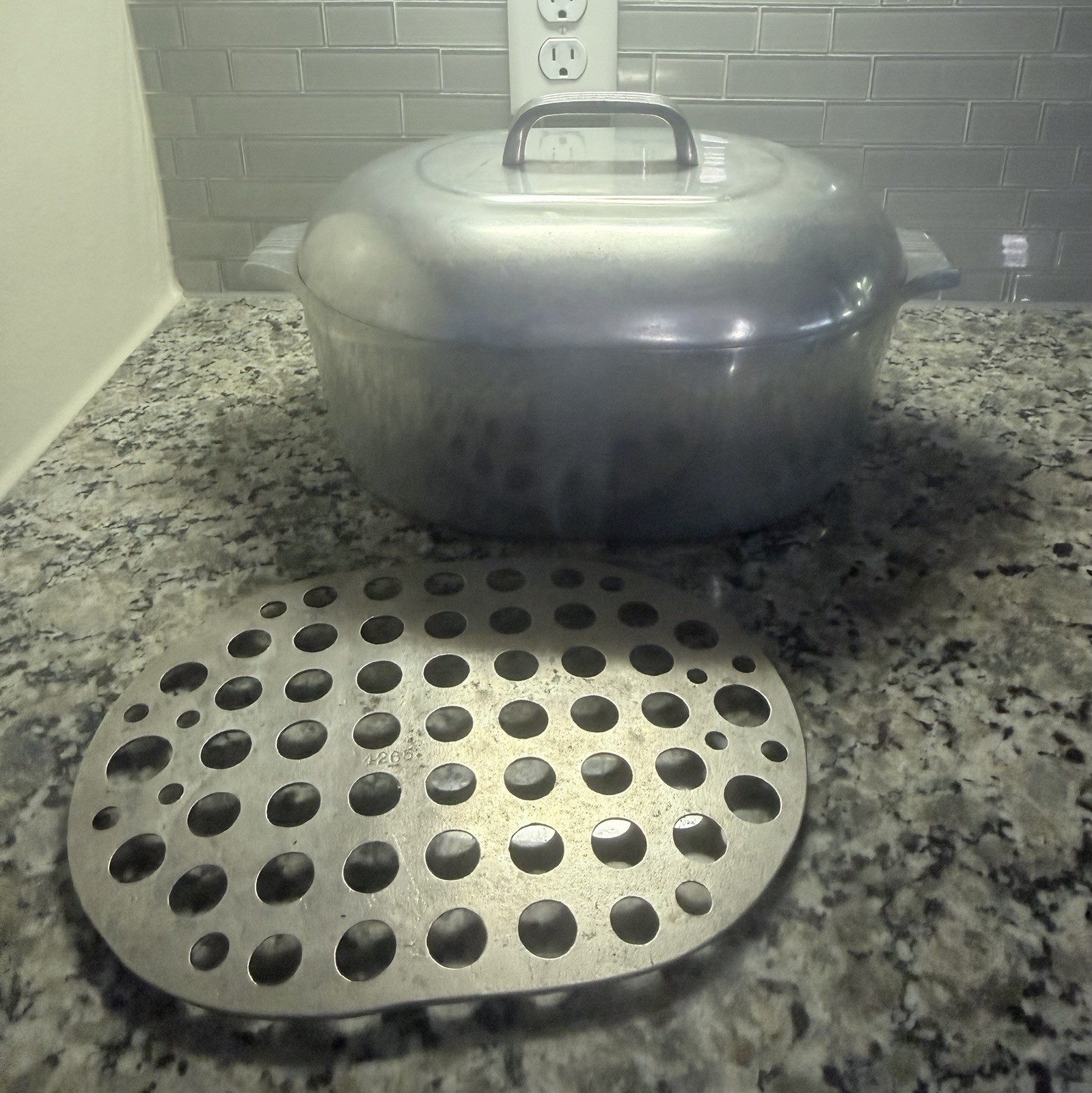 Vintage Wagner Ware Sydney-O Magnalite Roasterette 4265 M Roaster