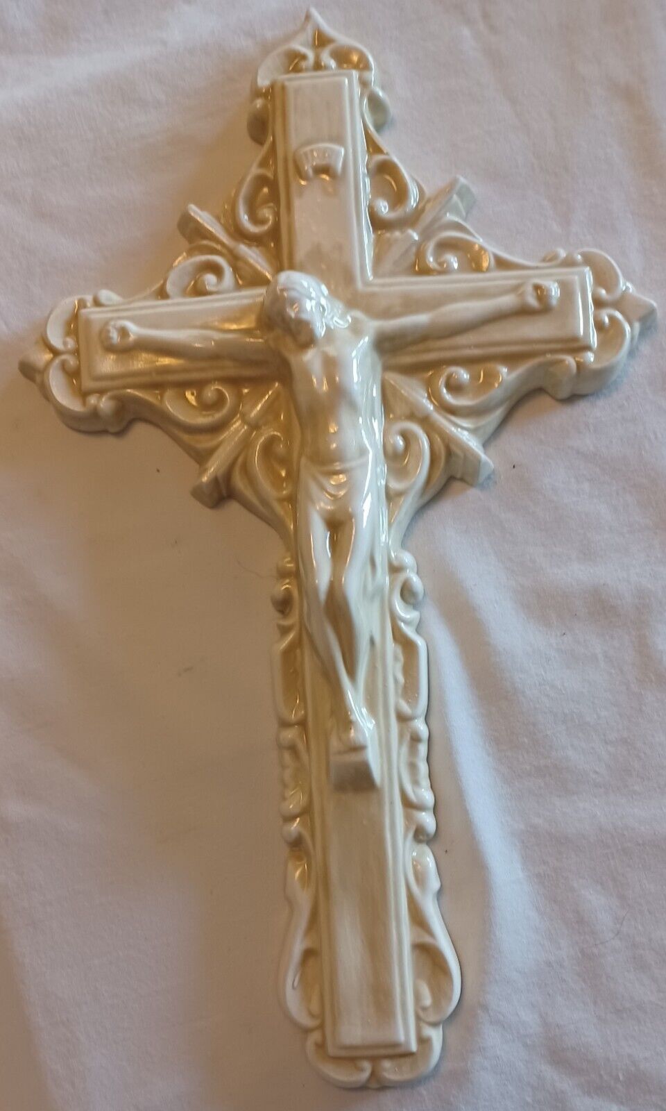 Vintage Duncan Ceramic Crucifix
