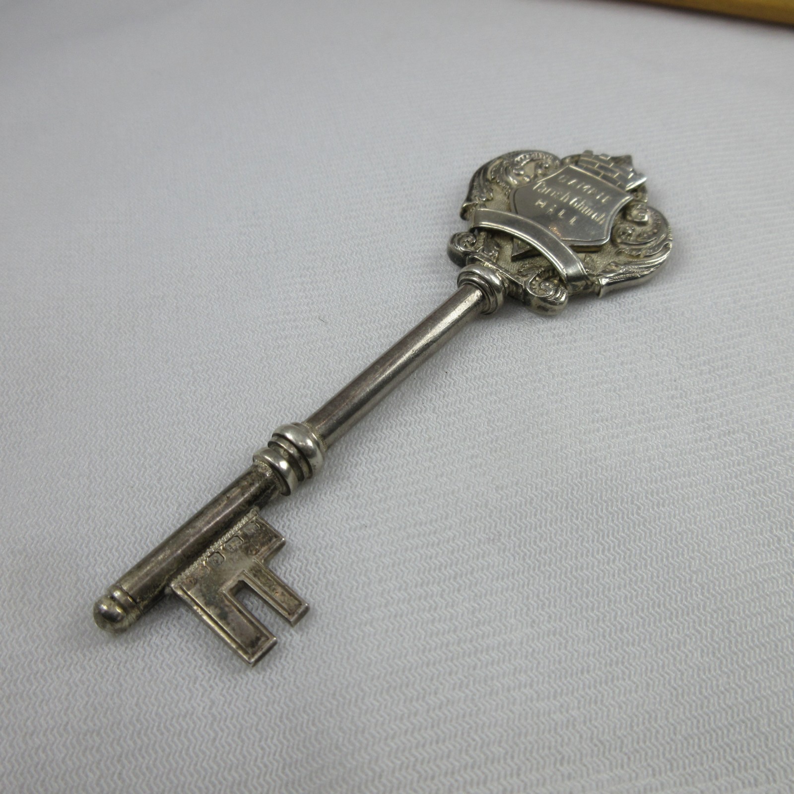 UK HISTORICAL STERLING SIR CHARLES BARRIE MP PRESENTATION KEY GAMRIE CHURCH 1922
