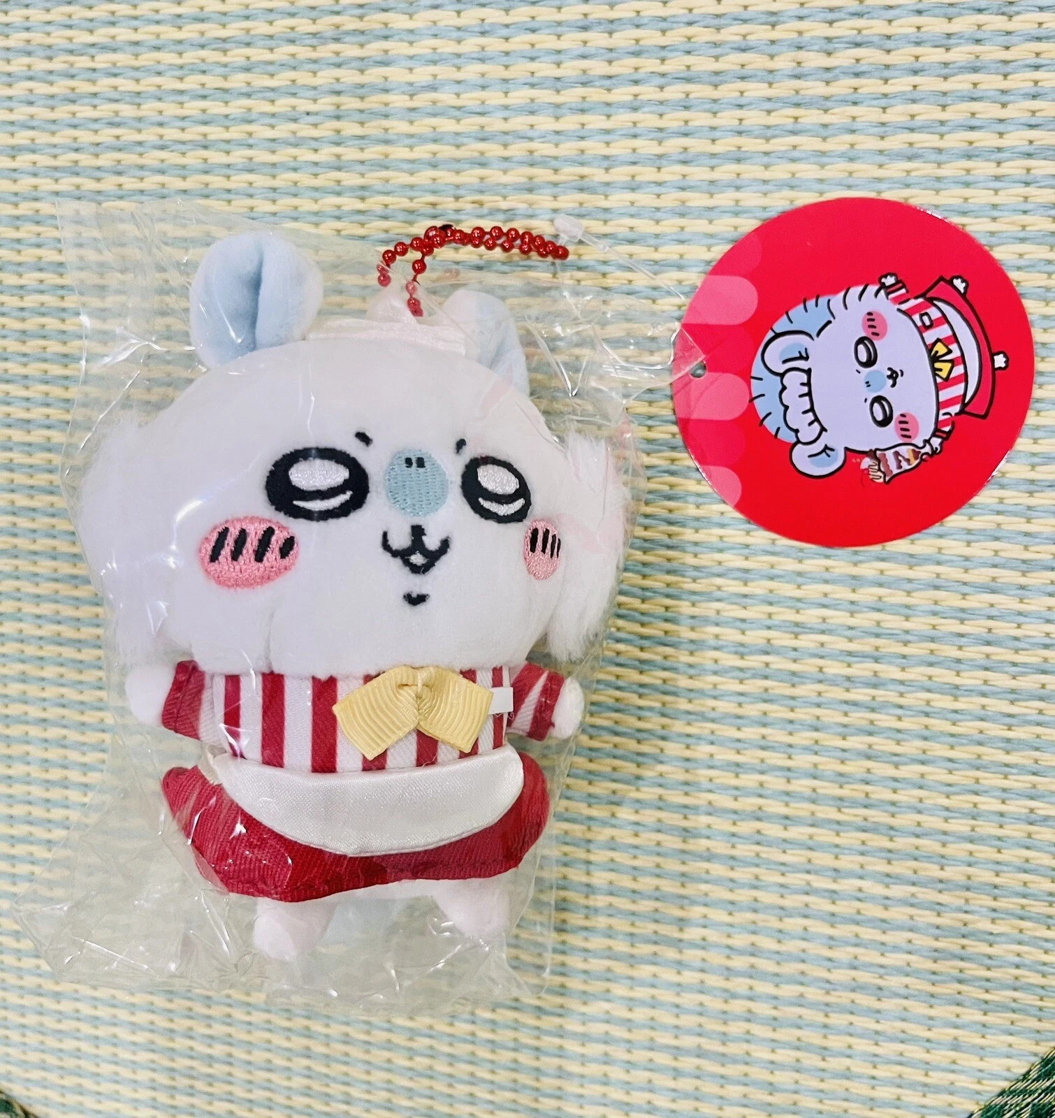 Japan Chiikawa Chikawa Momonga Restaurant Keychain Waitress Mascot Plush Doll Japan Chiikawa Chikawa Momonga Restaurant Keychain Waitress Mascot Plush Doll