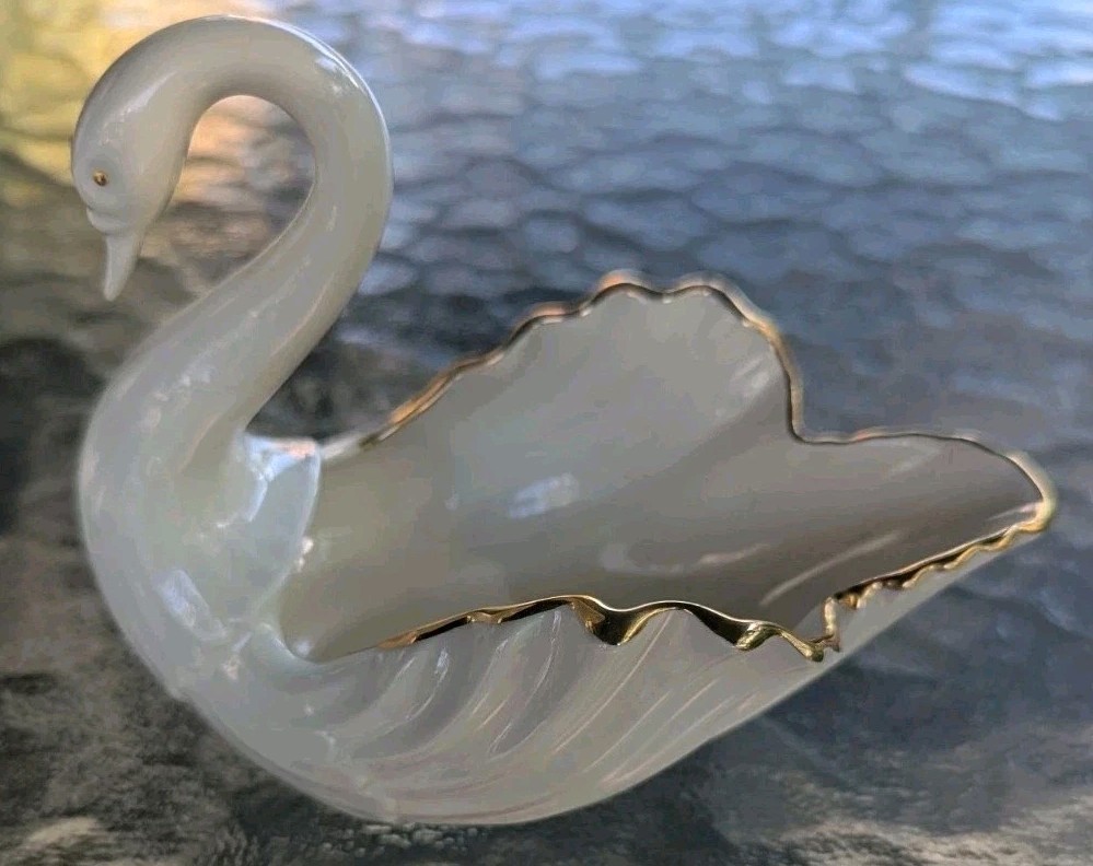  Vintage Lenox Swan Figurine 24K Gold Accents 120th Anniversary Rare