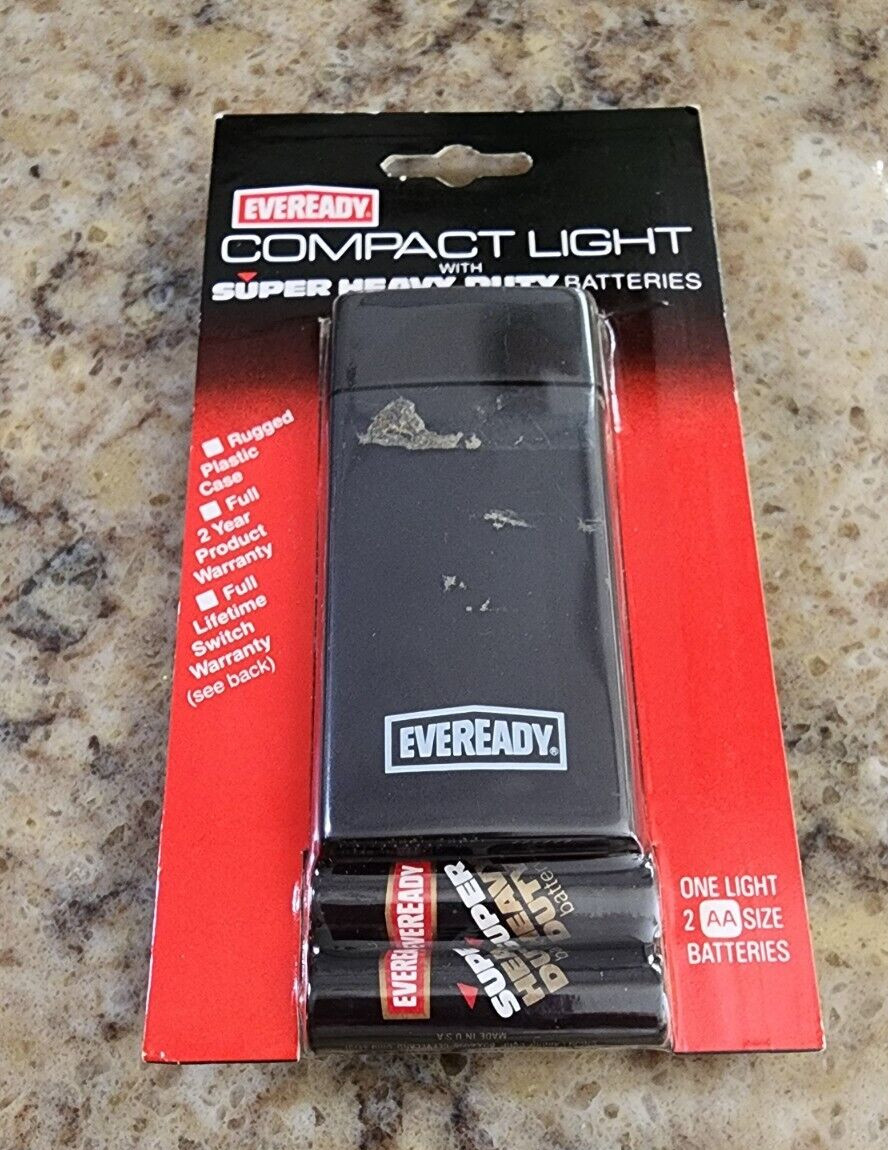 Eveready Compact Light # 1215 With Super Heavy Duty Batteries Flashlight Vintage Eveready Compact Light # 1215 With Super Heavy Duty Batteries Flashlight Vintage