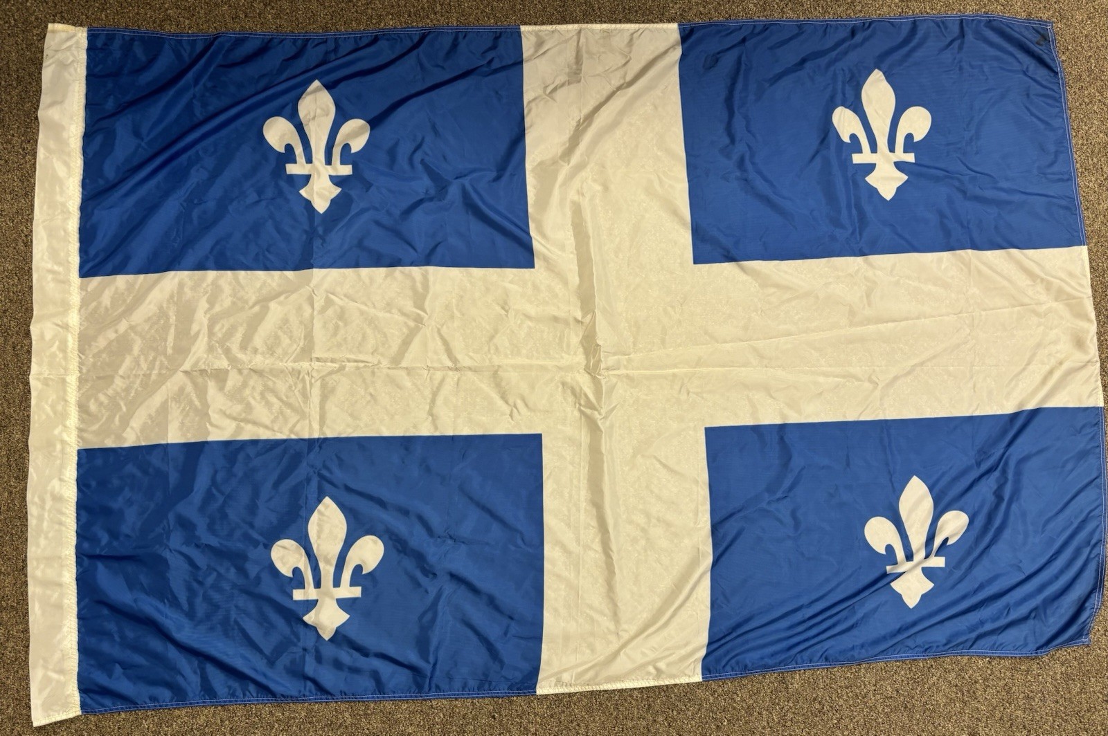 Vintage Quebec Canada Official LARGE Provincial Nylon Flag 4’ x 6’