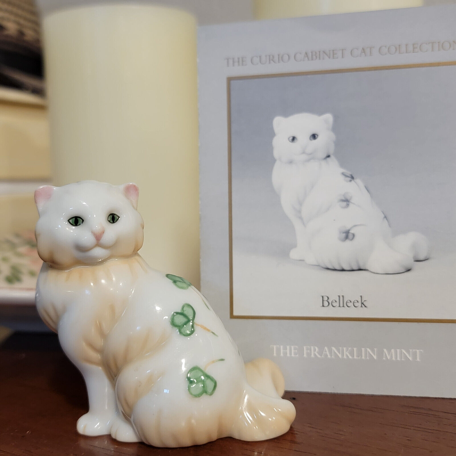 Franklin Mint Curio Cat - Belleck White Shamrock Ireland. Exc. Cond w/Pamphlet