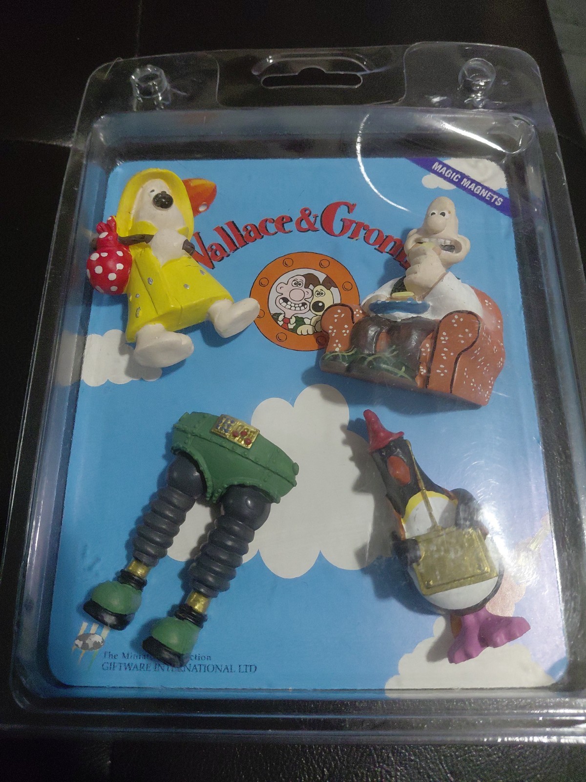 VINTAGE 1989 WALLACE & GROMIT 4 MAGIC MAGNETS WITH ORIGINAL PACKAGING
