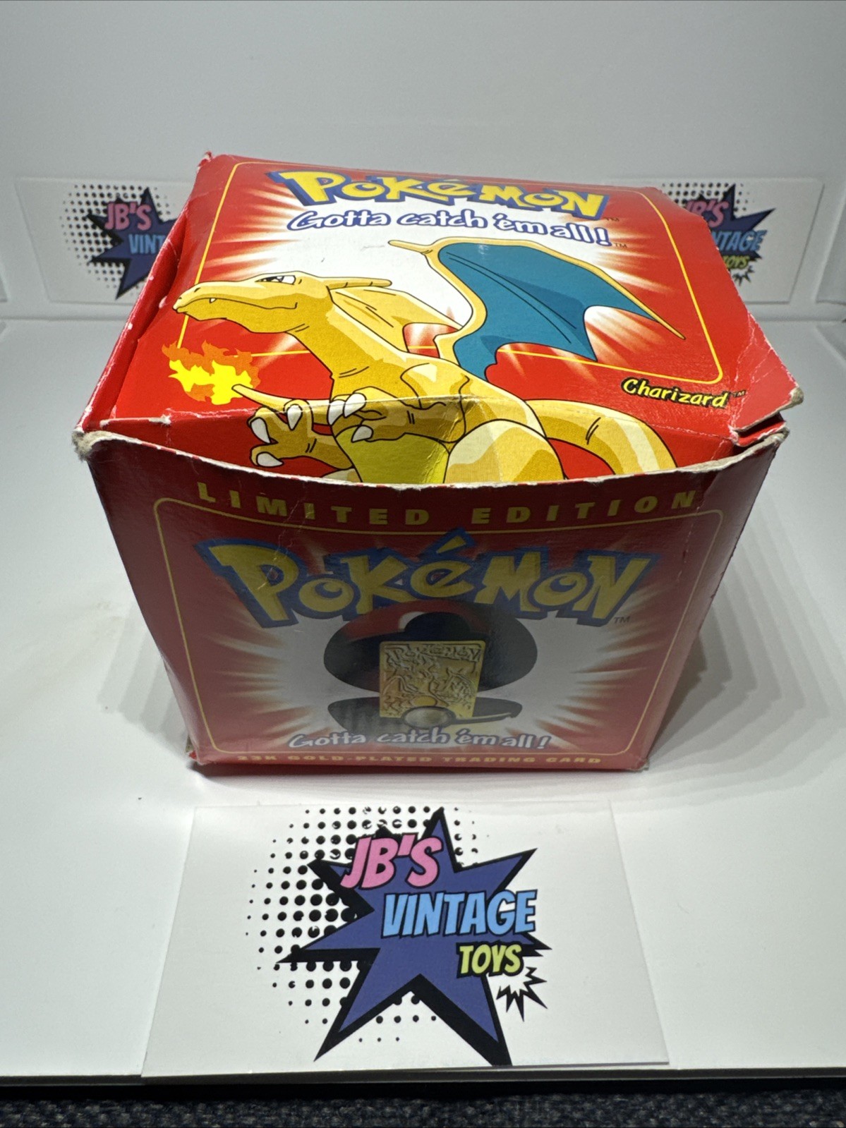 Pokémon Gotta catch 'em all  Limited Edition Charizard Box