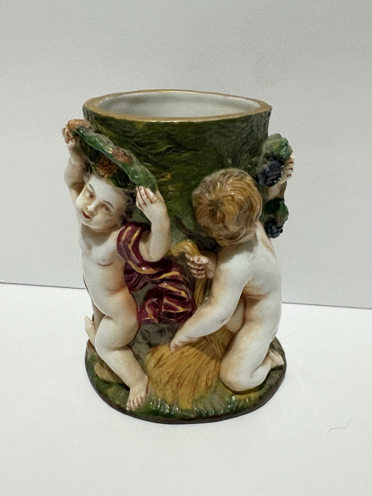 Vintage Capodimonte Style Porcelain Cherub Putti Jardiniere Planter Crown N