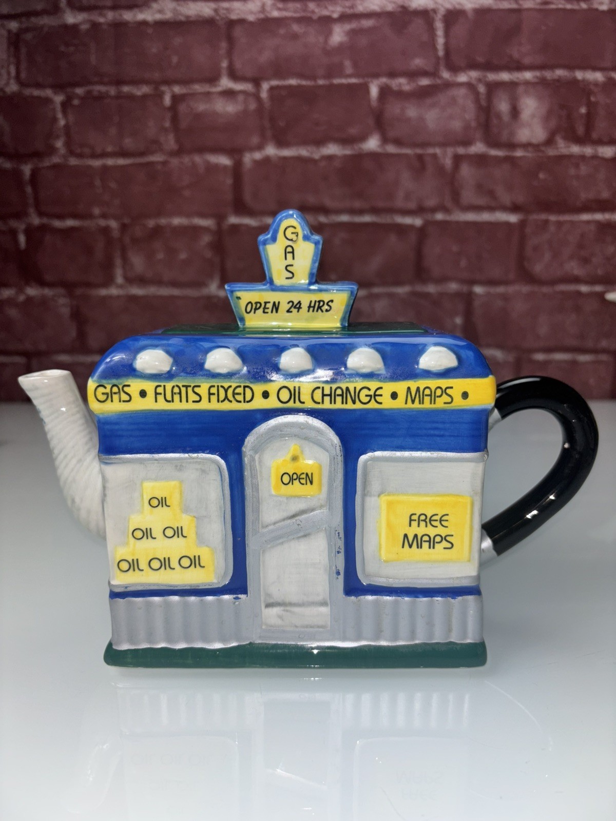 vintage 1993 ceramic Gas Station teapot by Omnibus American Roadside Collection