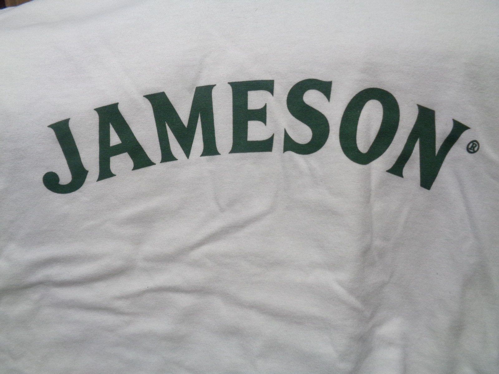 JAMESON IRISH WHISKEY SHORT SLEEVE T SHIRT - LARGE WHITE - NEW COOL RARE