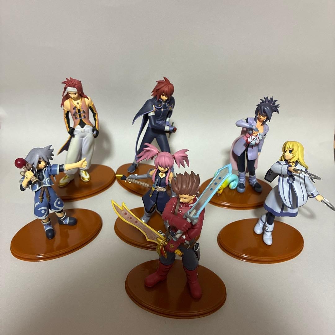 Tales of Symphonia Figure Set 7pcs + Damaged Lloyd