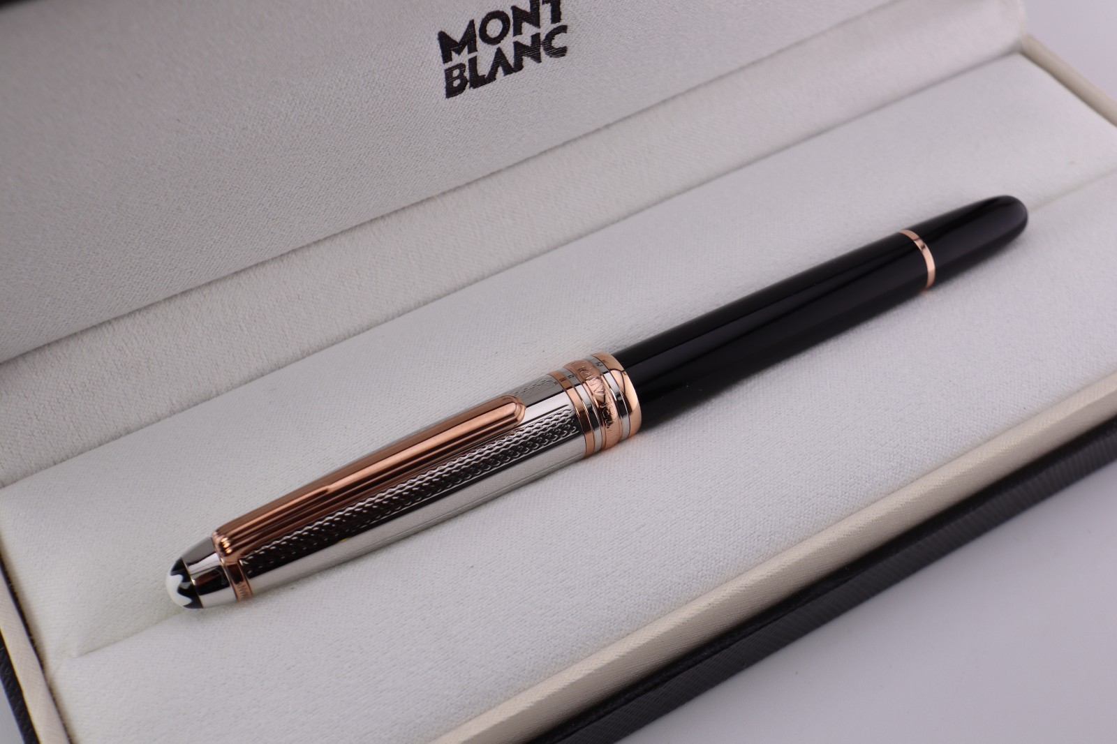 Luxury Montblanc Executive Black  Rollerball Pen Black Rose Gold with Gift Box
