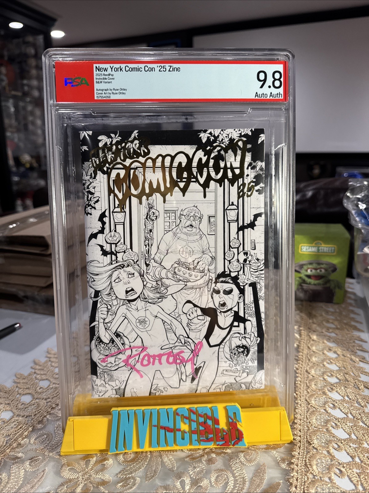 New York Comic Con 25 Zine 9.8 PSA Signed by Ryan Ottley