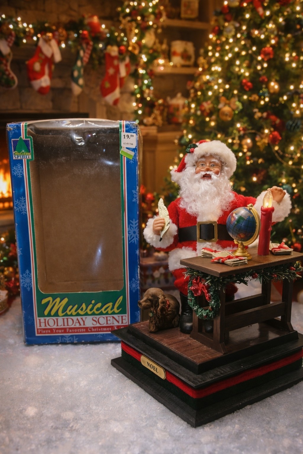 Vintage 1993 Holiday Creations Musical Santa at Desk w/ Dog Christmas New in Box