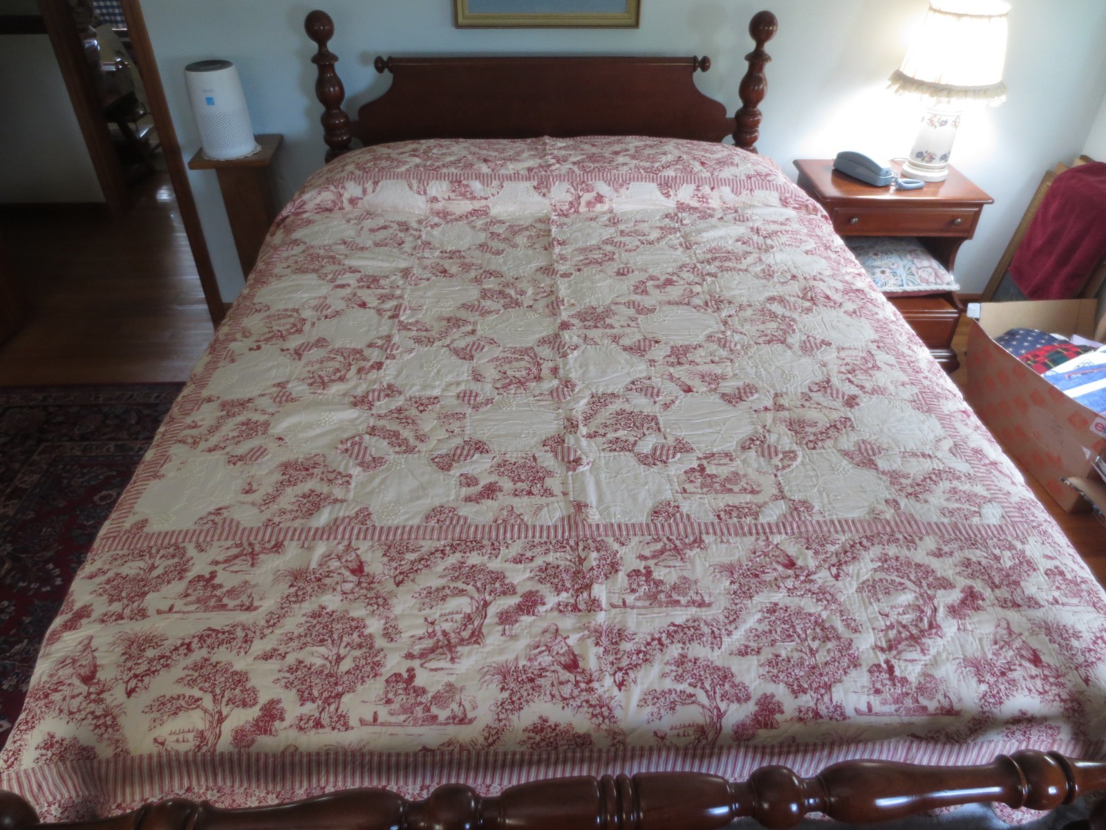NIP COUNTRY LIVING Hand Quilted TOILE DESIGN Reversible COTTON QUILT   - 92\