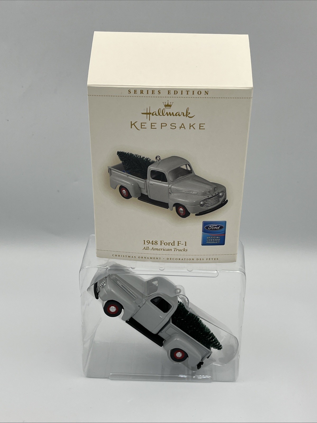HALLMARK 2006 ALL AMERICAN TRUCKS 1948 FORD F-1 SERIES ORNAMENT