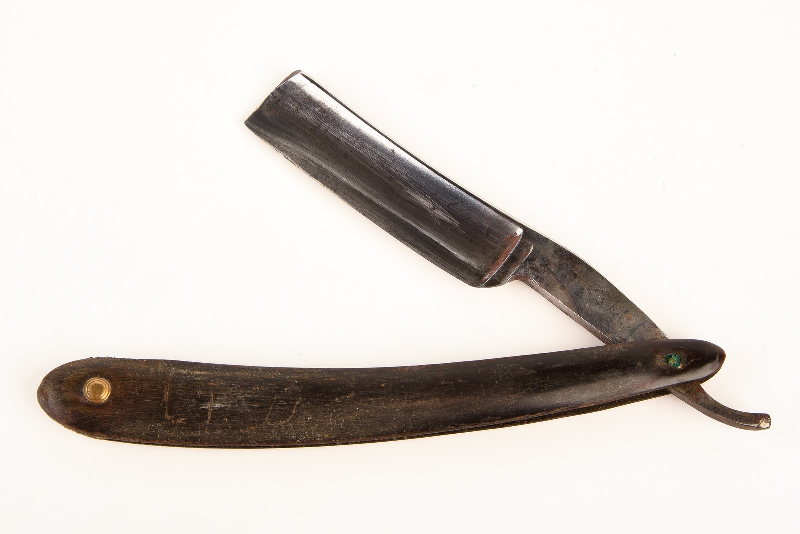 Wade & Butcher Sheffield 3/4 Hollow Straight Razor Square Point V39