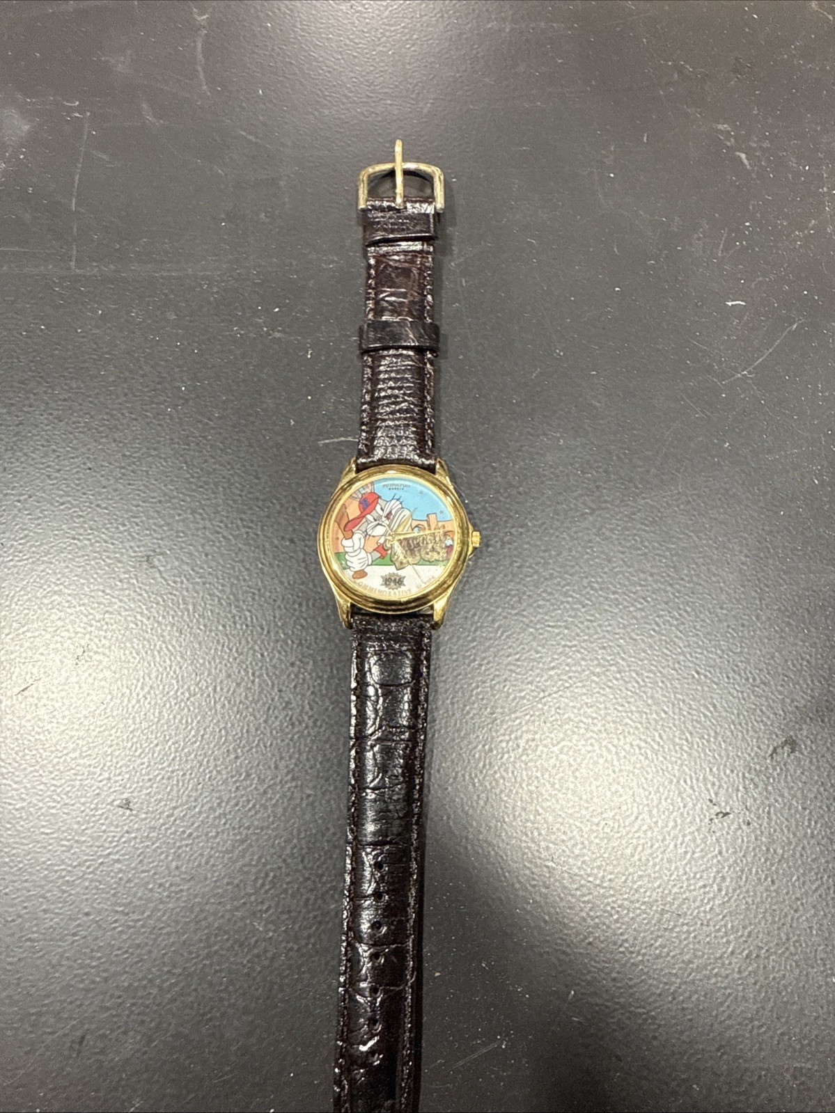 Bugs Bunny Base Ball Commemorative series 1946  needs new battery