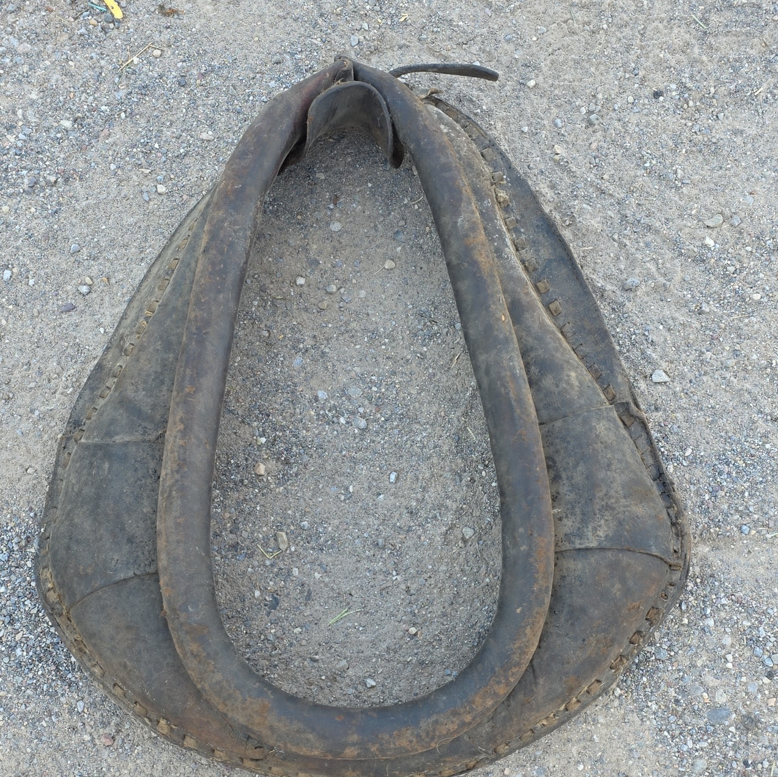 Beautiful Antique/Vintage Leather Horse Collar Harness