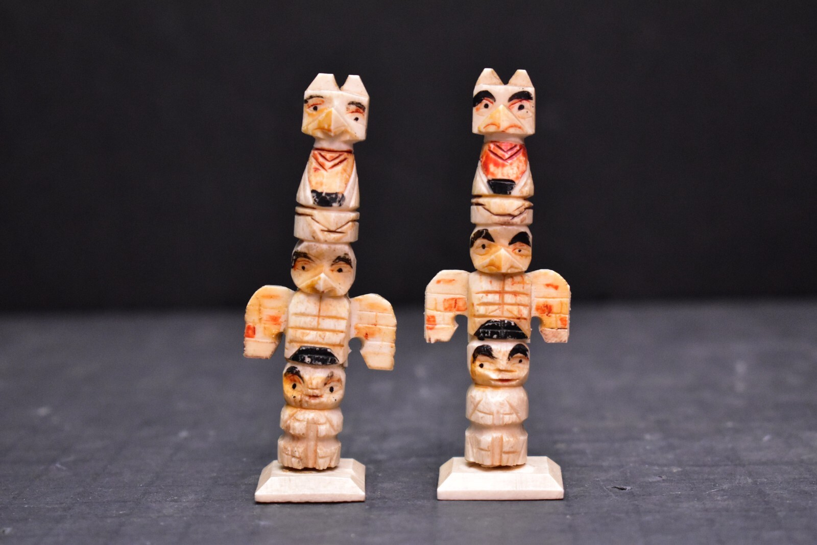 SET 2 ATQ 1920s Northwest Coast Buffalo Bone Totem Pole ALASKAN Native American