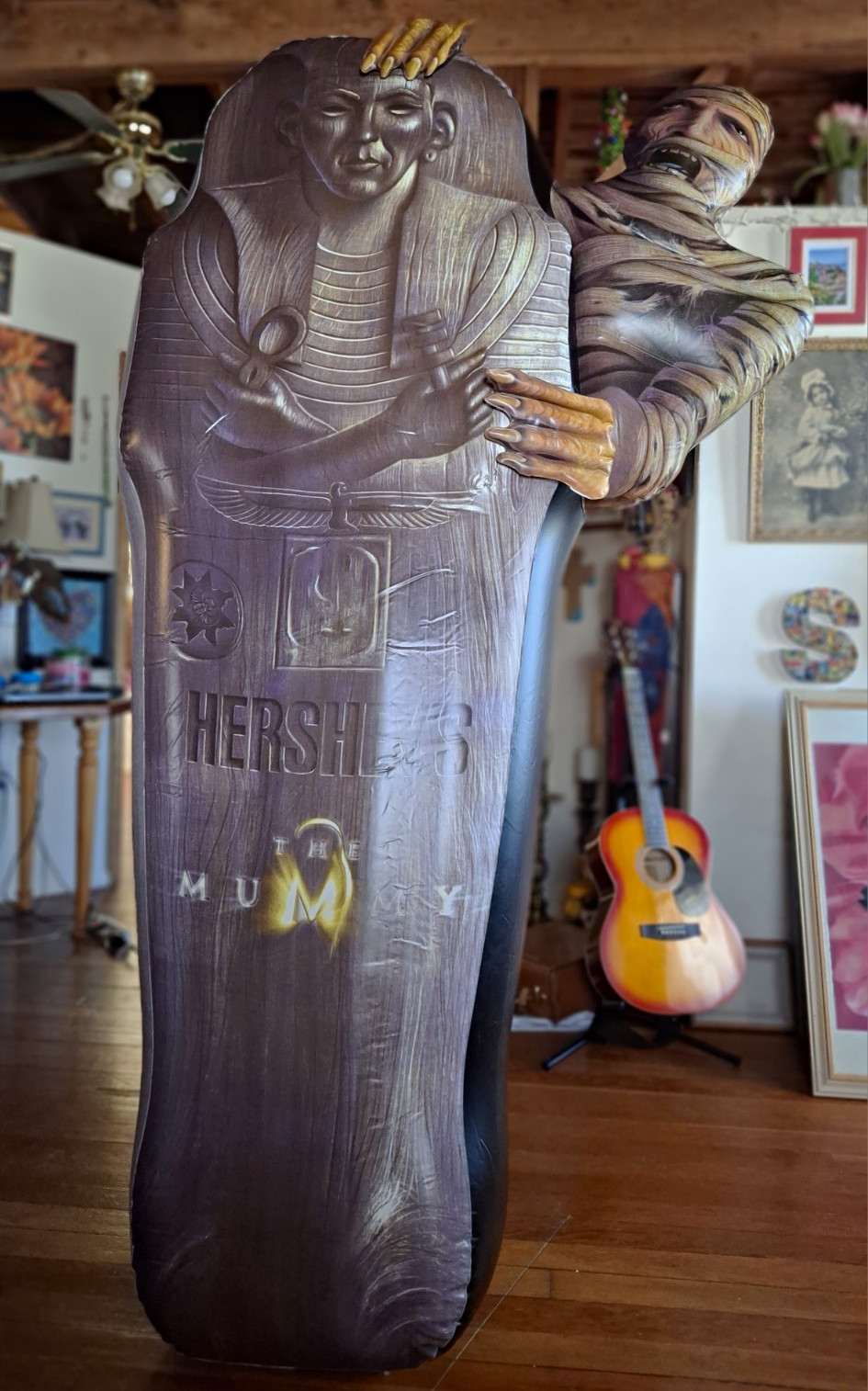 VINTAGE 1999 Hershey\'s The Mummy Movie Promo Inflatable Sarcophagus 7FT RARE