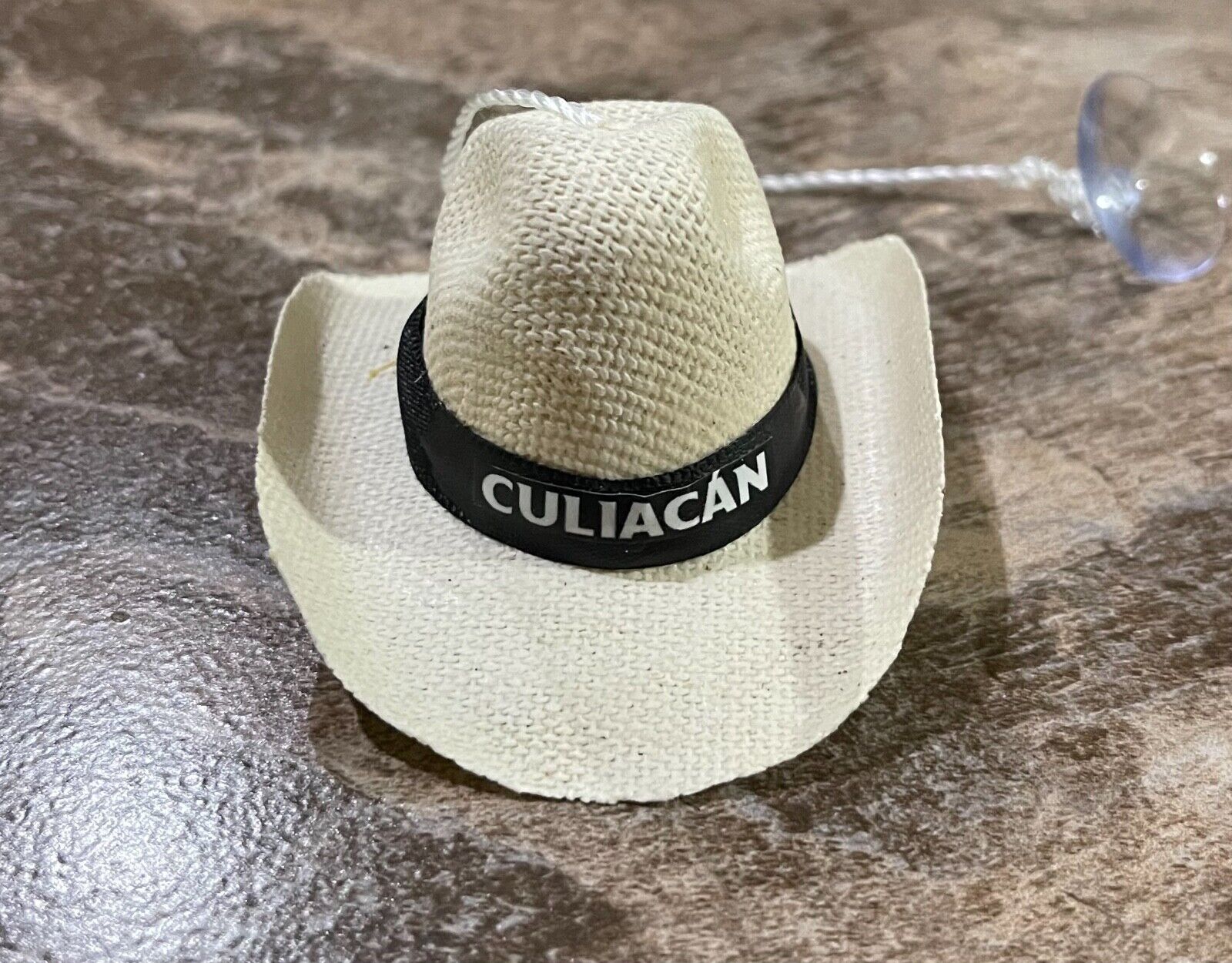 Culiacan - Sombreritos para carro