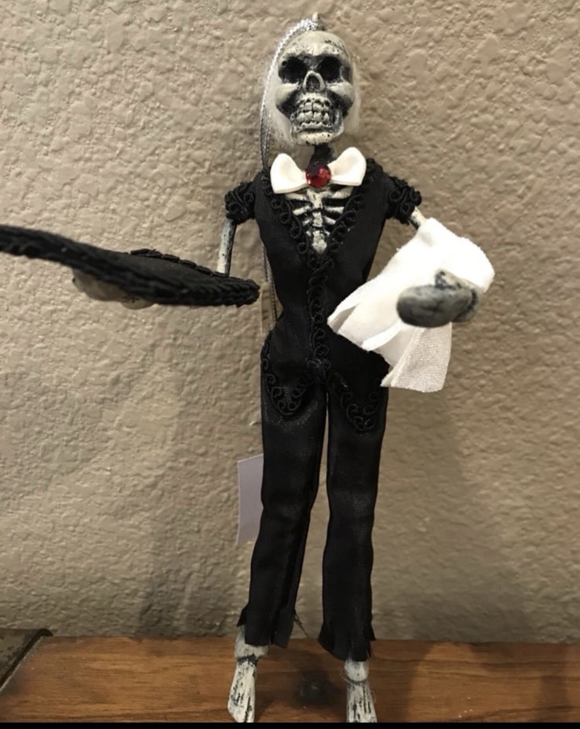 New Vintage Katherine’s Collection Dead & Breakfast Skeleton Waiter Ornament