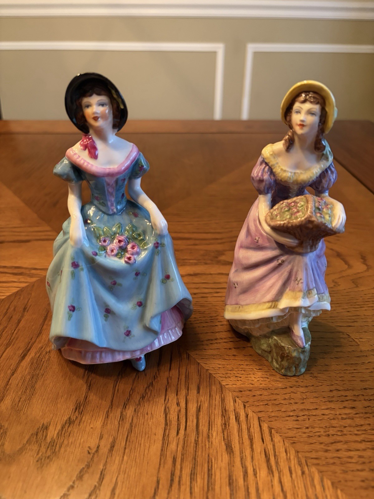 LOT of 2 RARE VINTAGE COALPORT FIGURINES JENNIFER JANE and PENELOPE - BONE CHINA