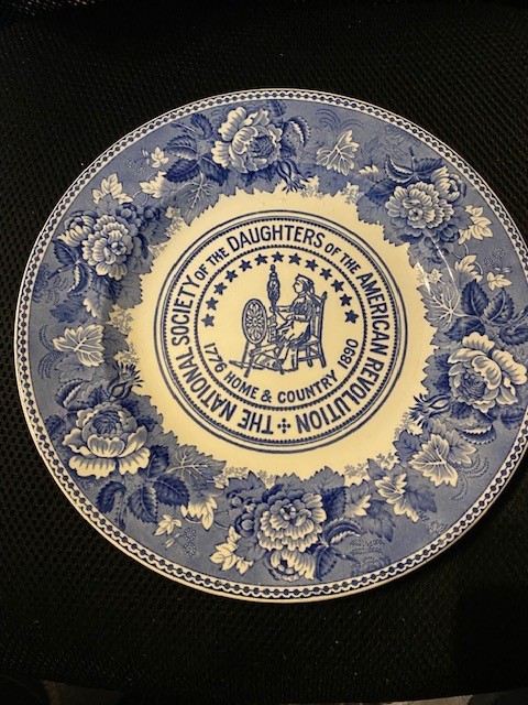 1932 Wedgwood DAR Washington Bicentennial Plate Daughters American Revolution 1932 Wedgwood DAR Washington Bicentennial Plate Daughters American Revolution