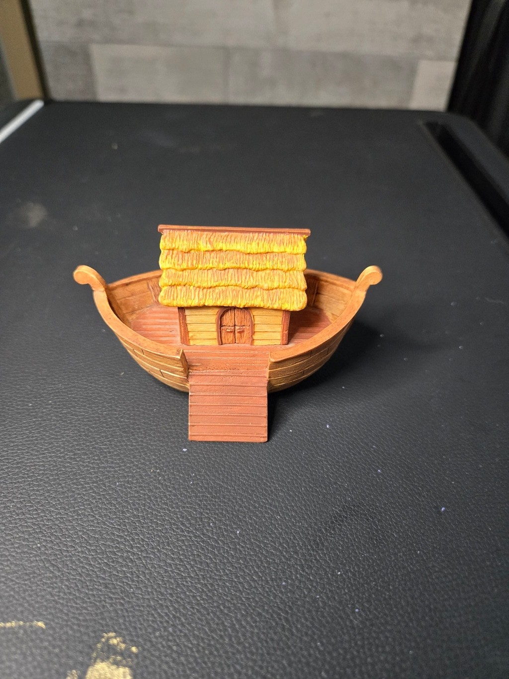 Vintage 1995 Hallmark Noah\'s Ark Merry Miniatures Figurine Boat