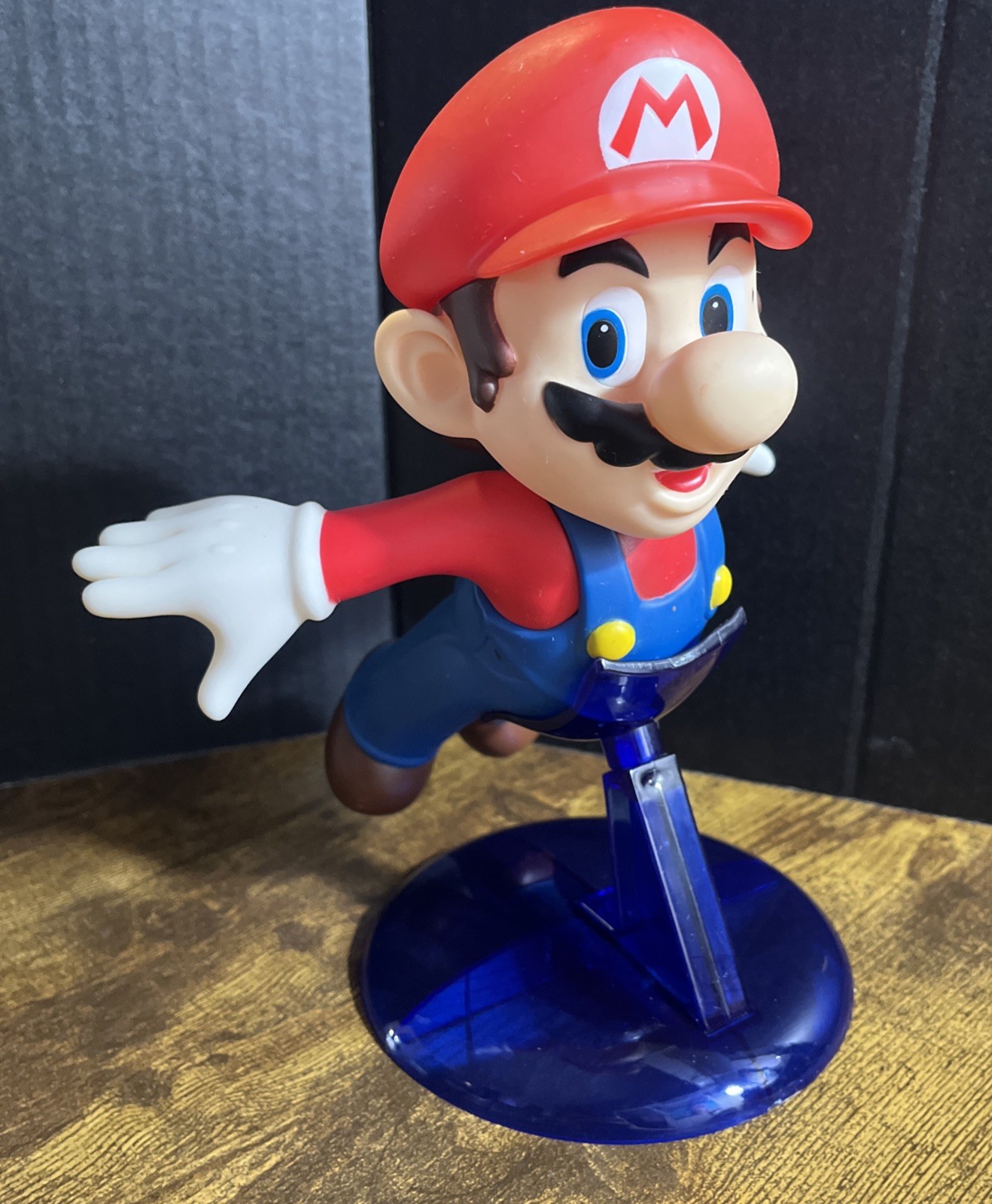 2009 Banpresto Super Mario Galaxy 2 Flying Pose Super Size 10” Figure With Stand